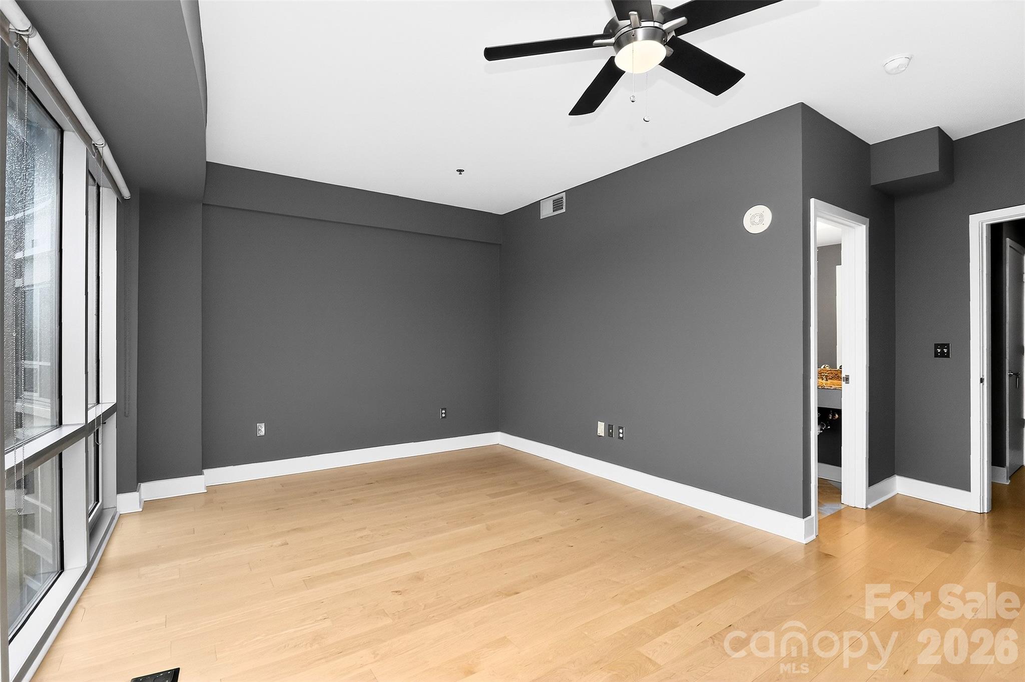 1133 Metropolitan Avenue Unit: 615