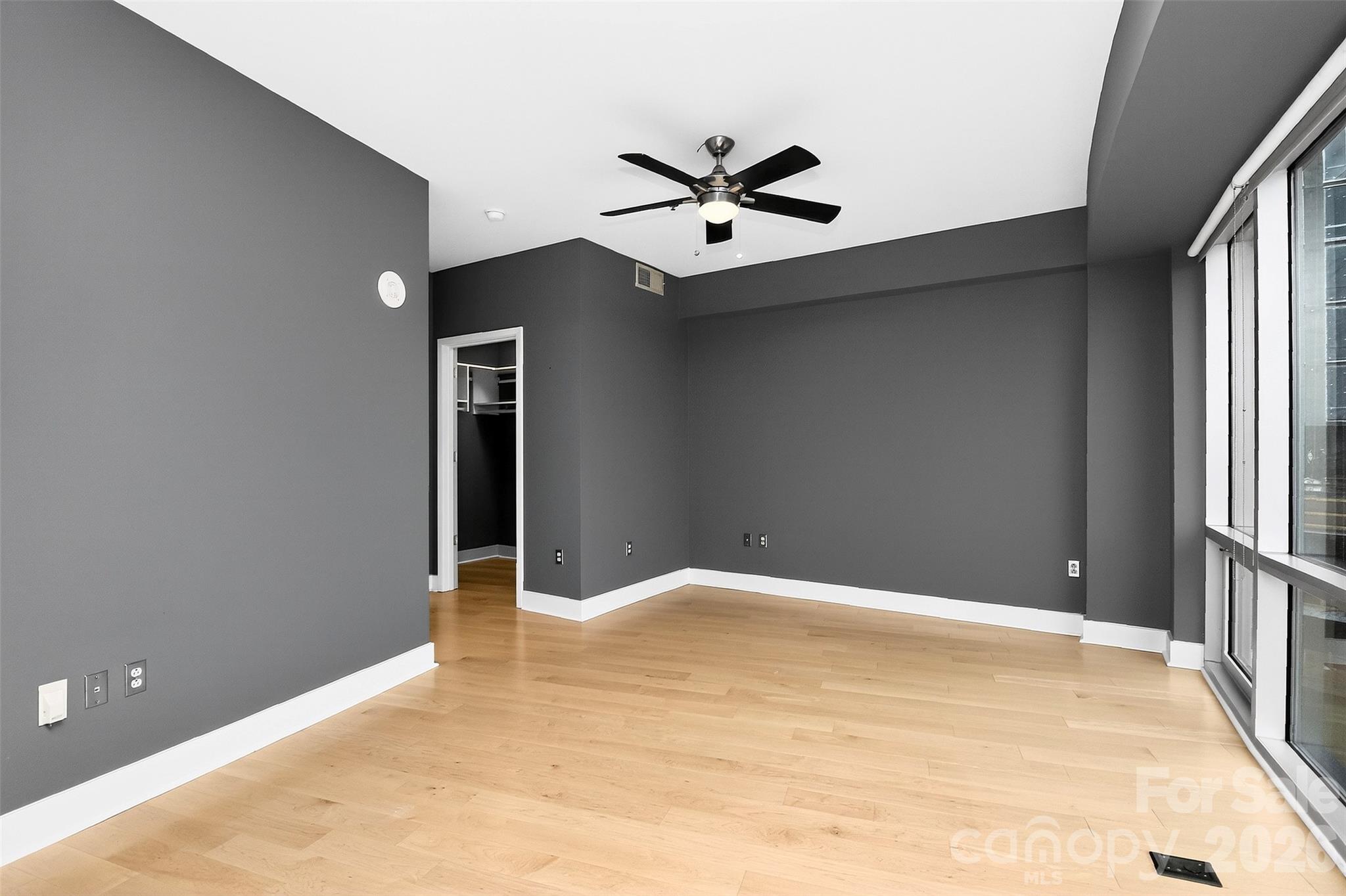 1133 Metropolitan Avenue Unit: 615