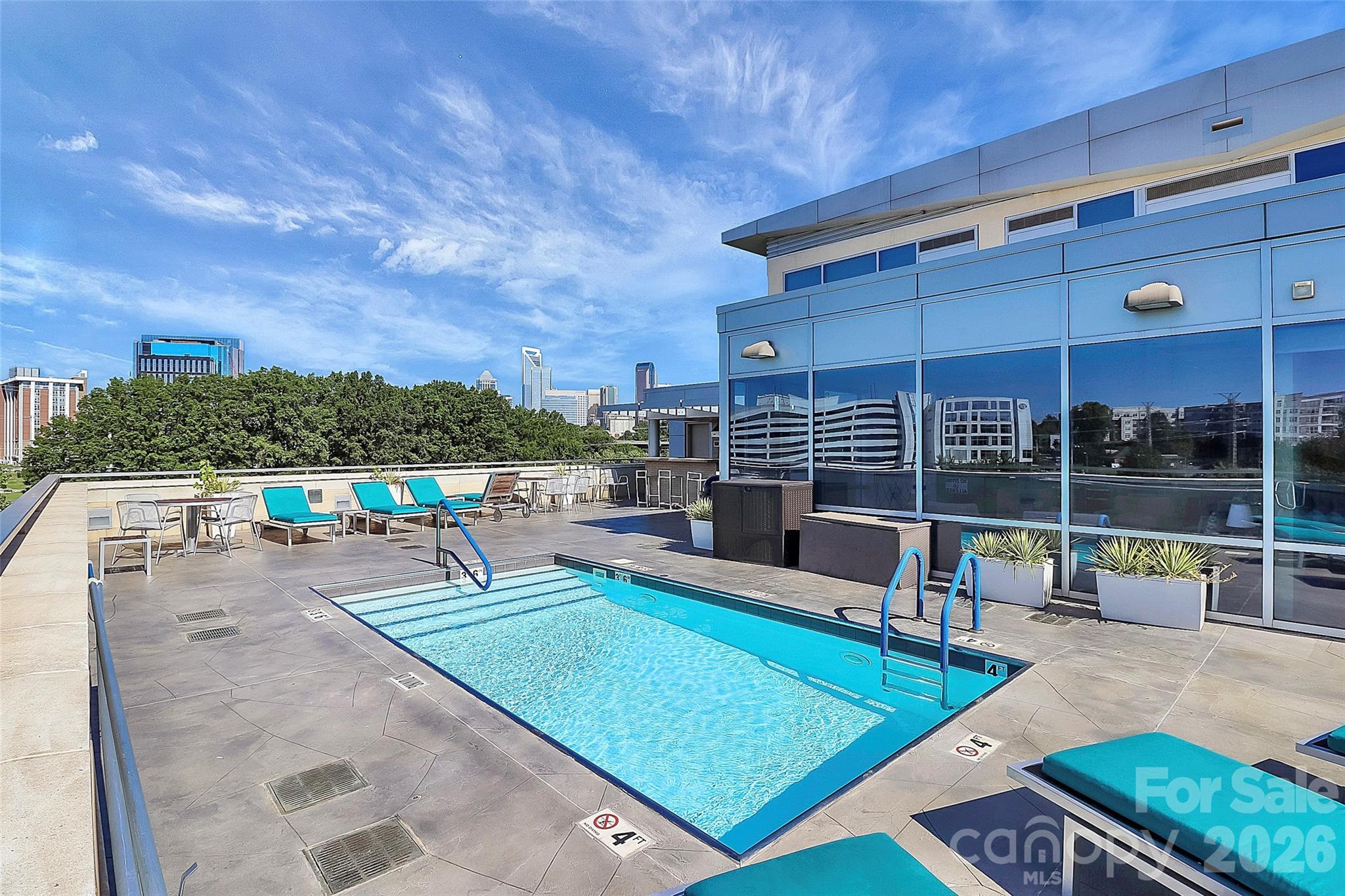 1133 Metropolitan Avenue Unit: 615