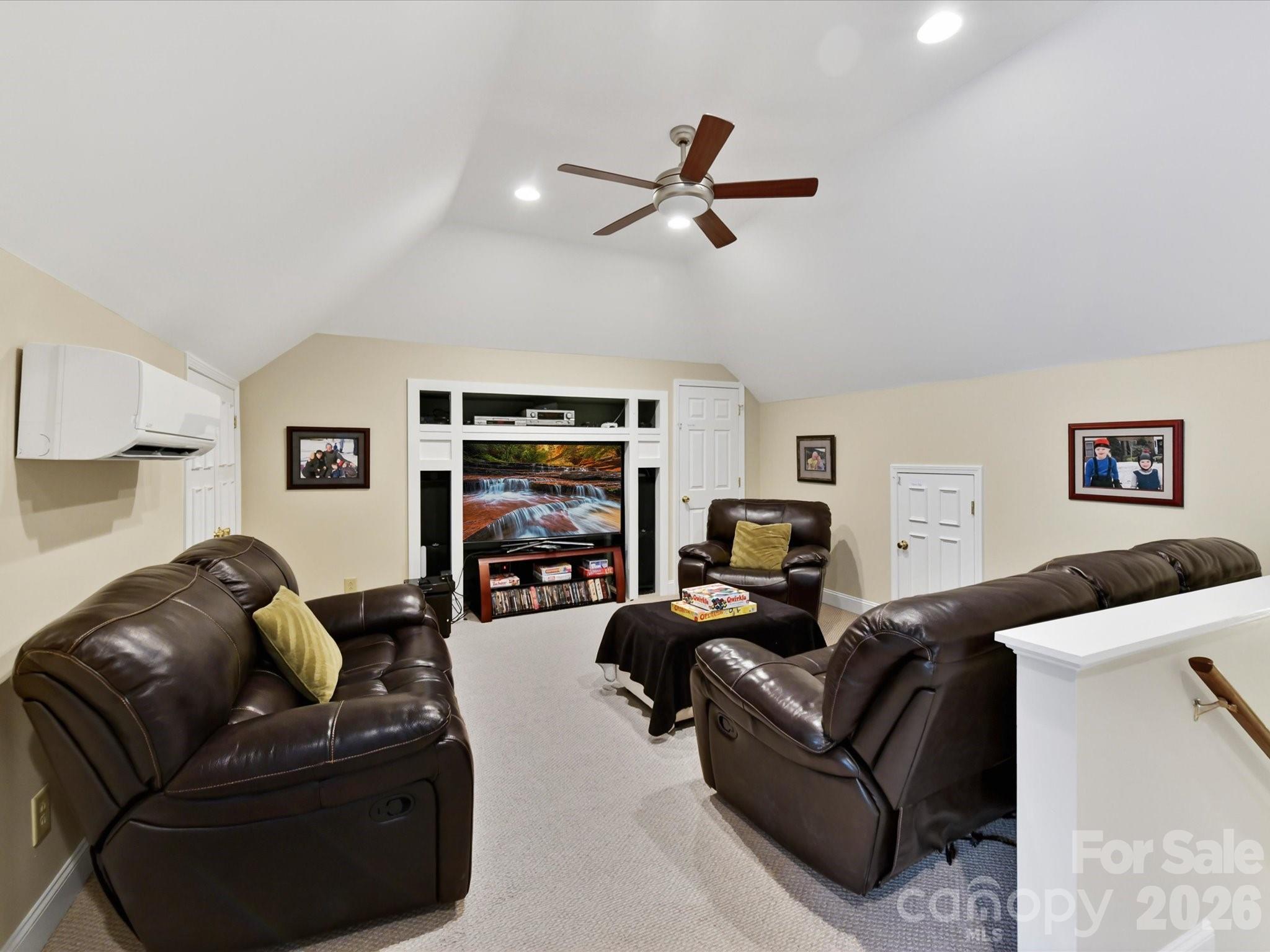 8715 Cahill Lane