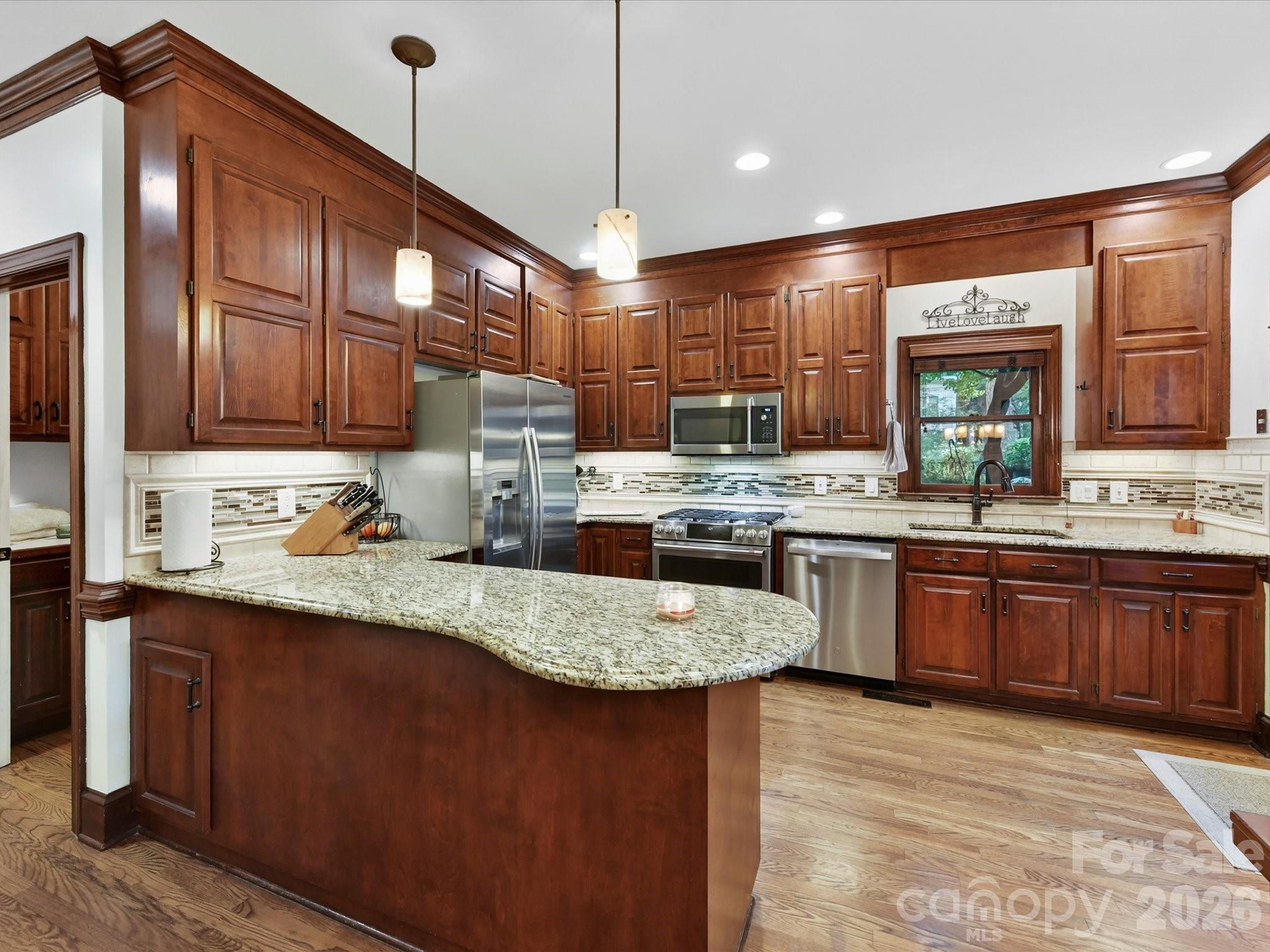 8715 Cahill Lane