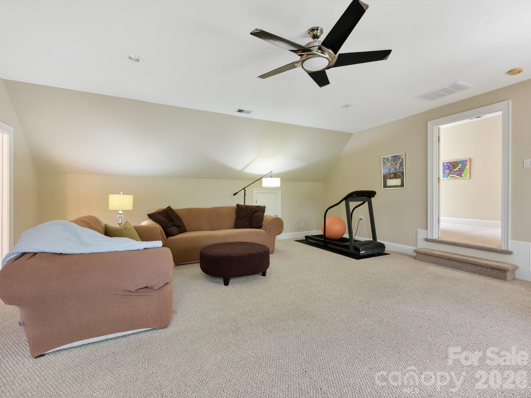 15635 Brem Lane
