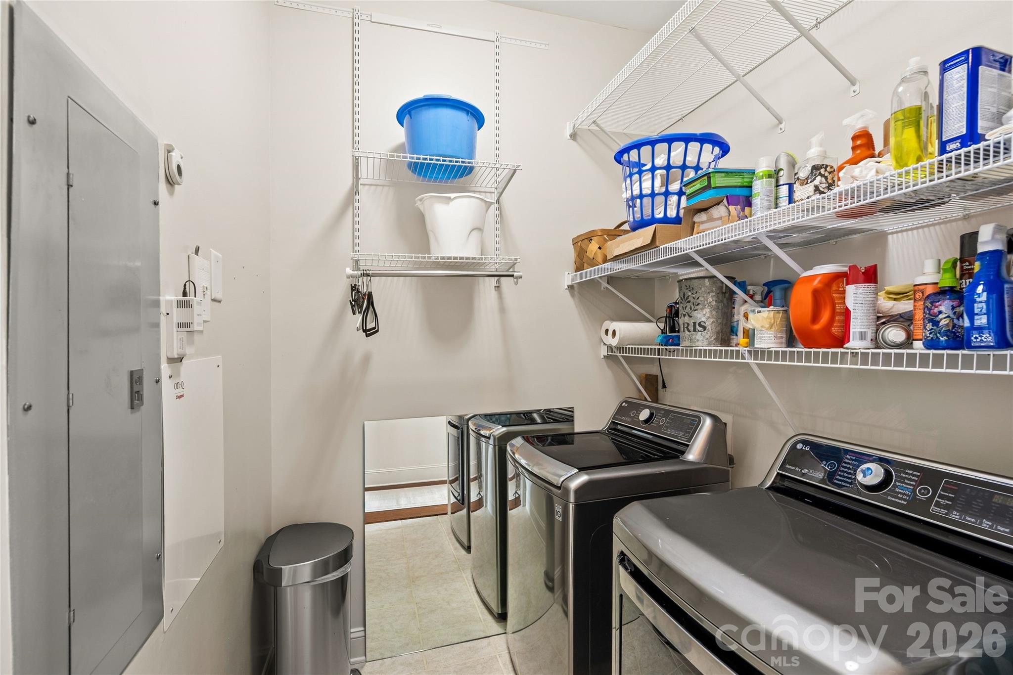 5425 Closeburn Road Unit: 215