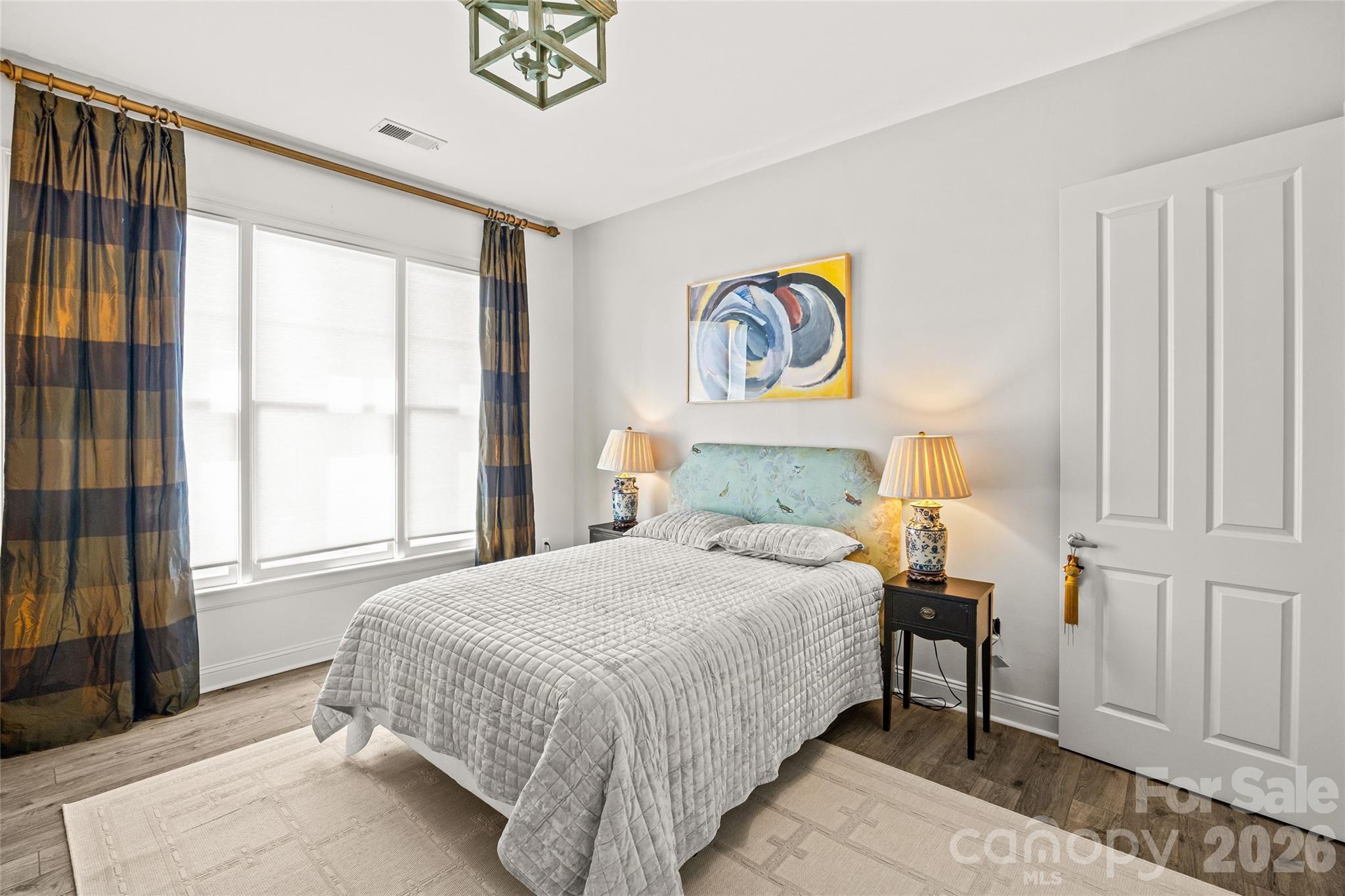 5425 Closeburn Road Unit: 215