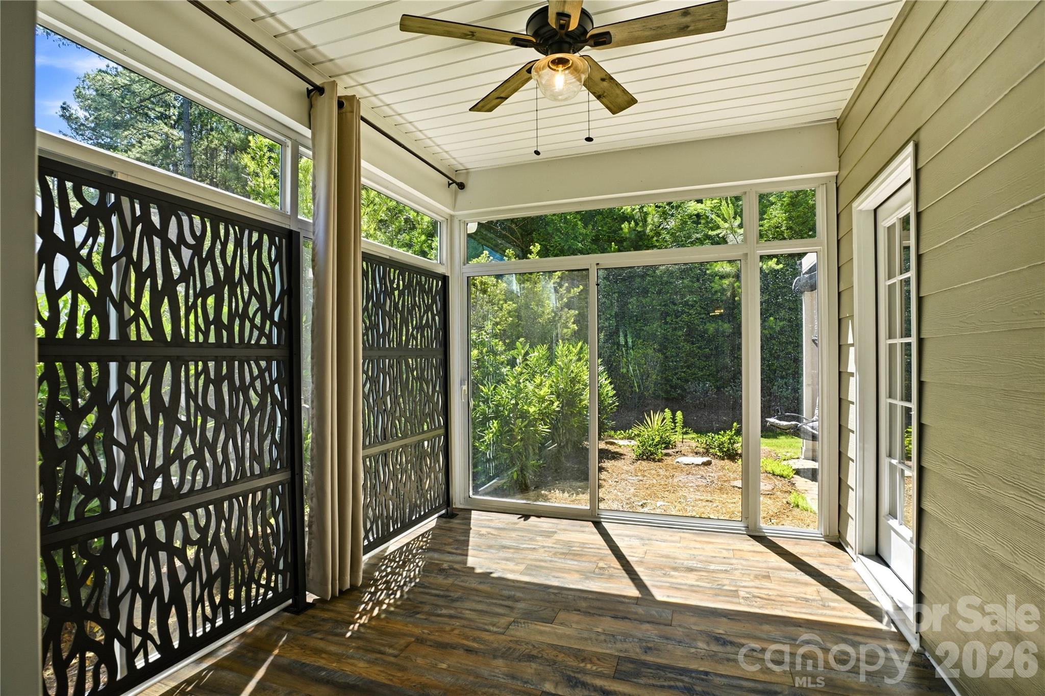 124 Van Gogh Trail