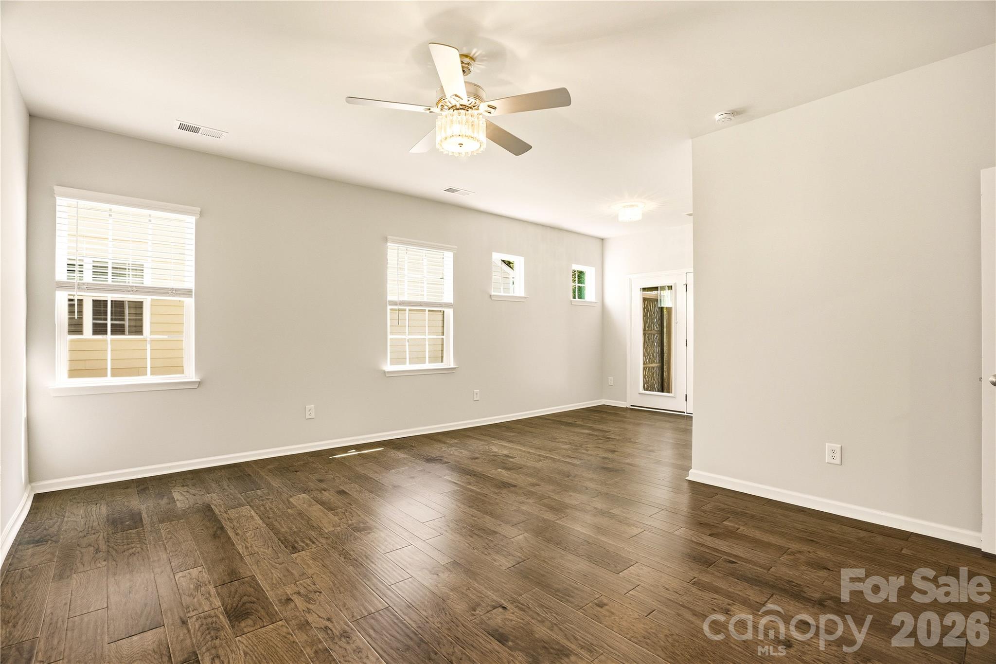 124 Van Gogh Trail