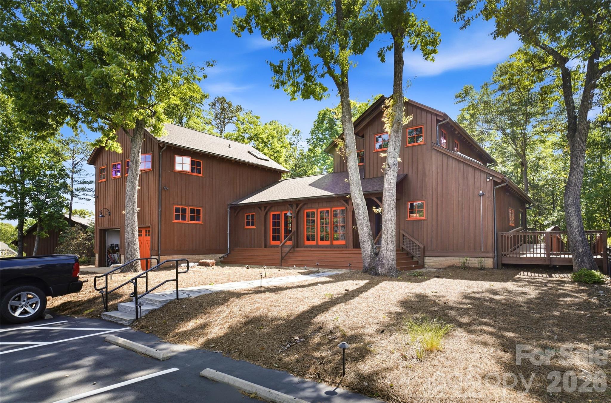 124 Van Gogh Trail
