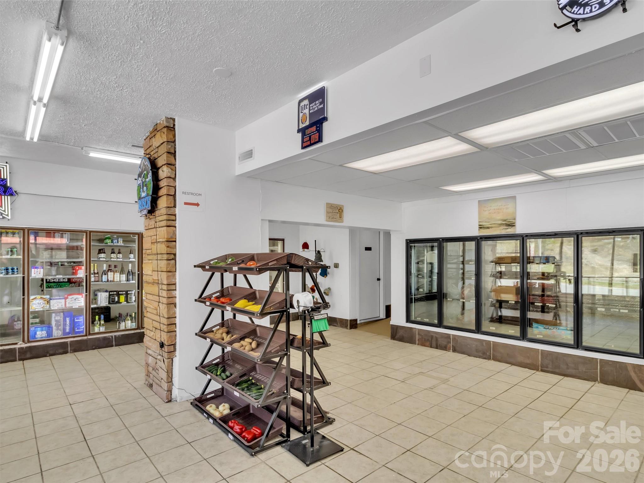 11214 US 19 Highway N