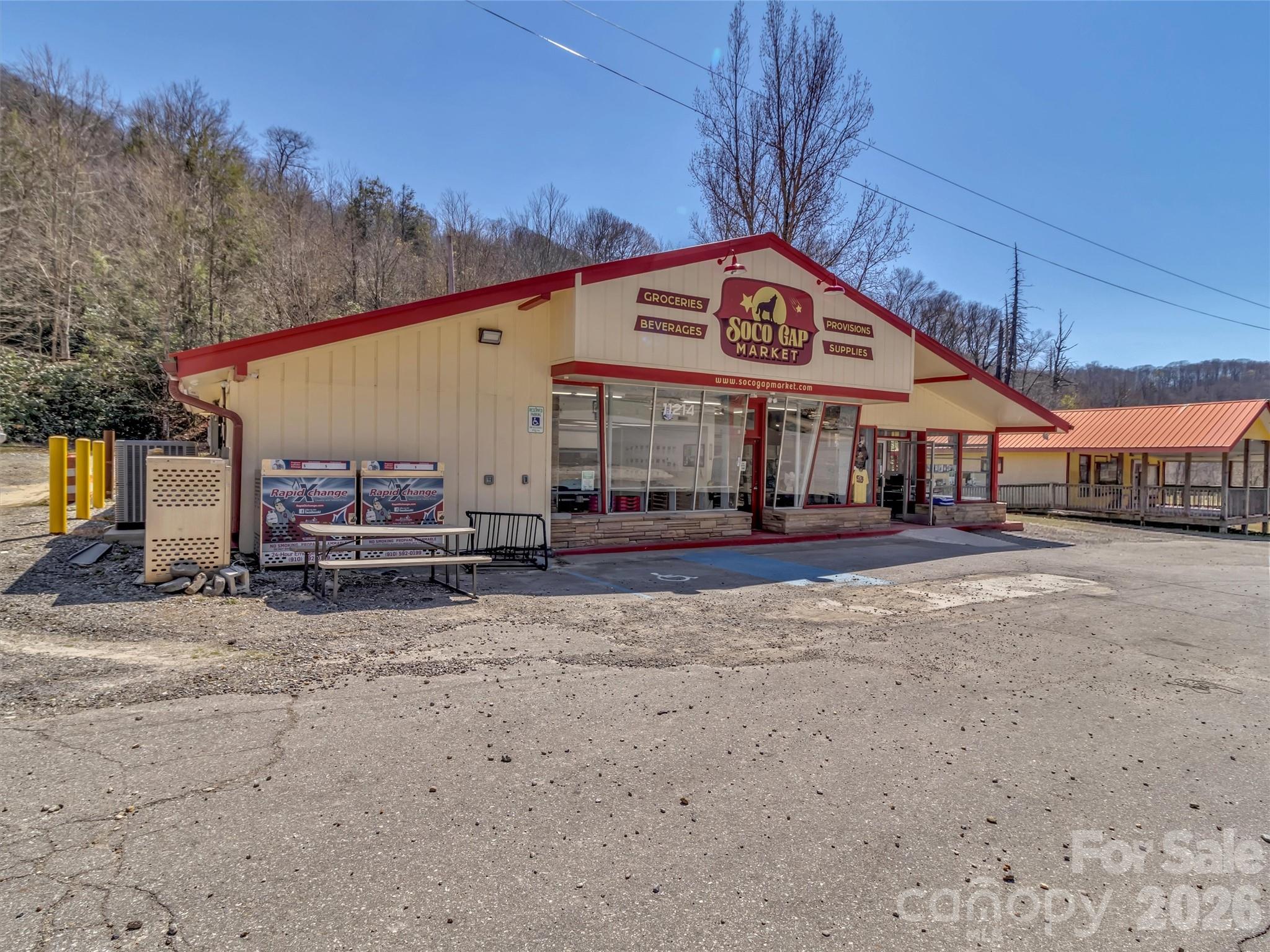 11214 US 19 Highway N