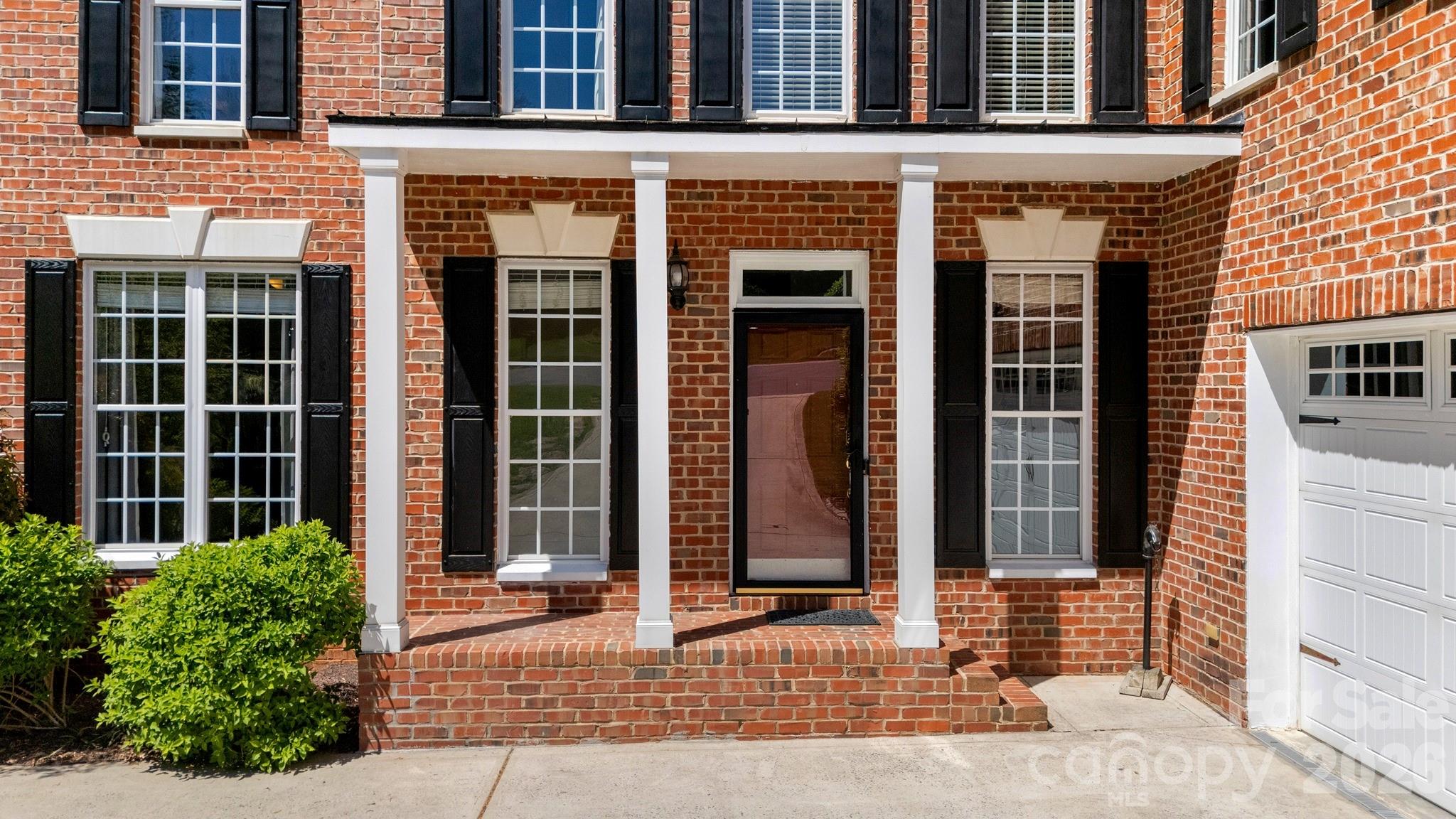 9024 Arrington Manor Place