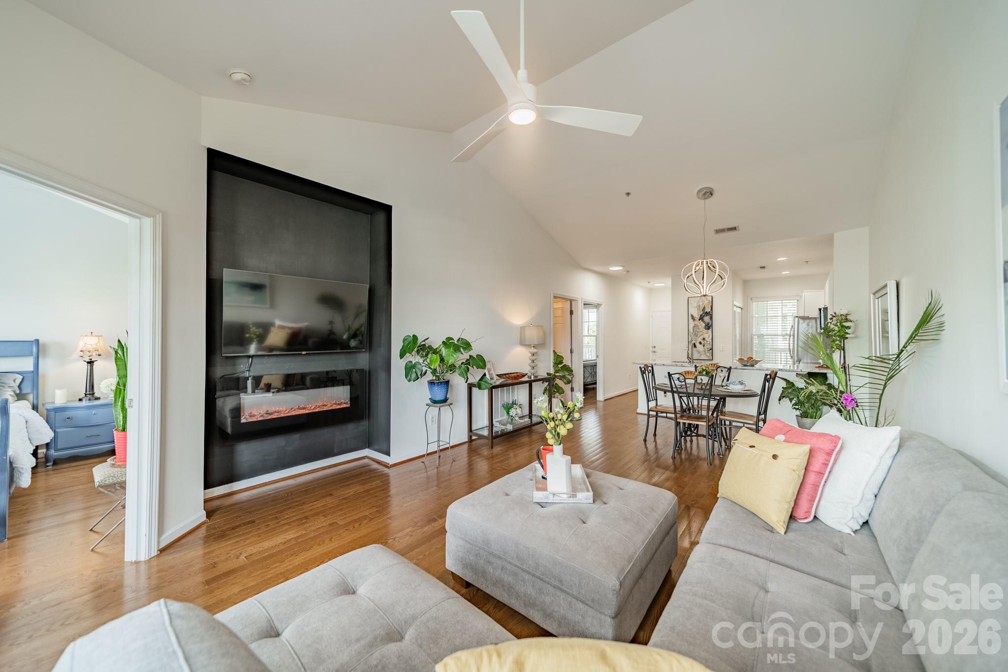 18736 Nautical Drive Unit: 305