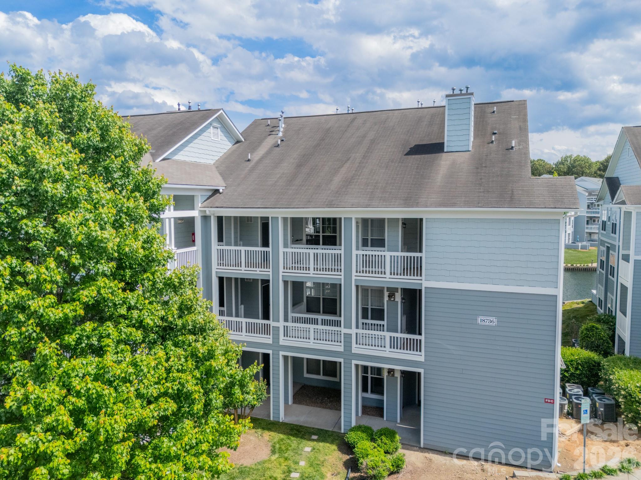 18736 Nautical Drive Unit: 305