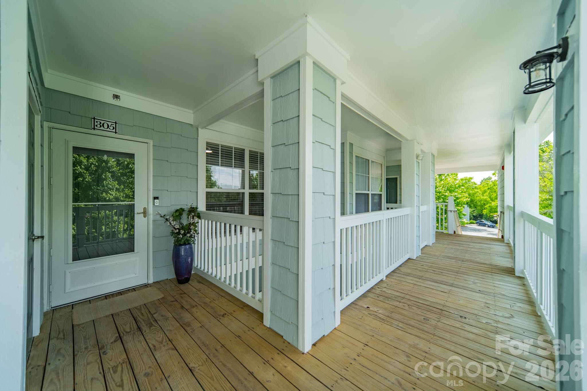 18736 Nautical Drive Unit: 305