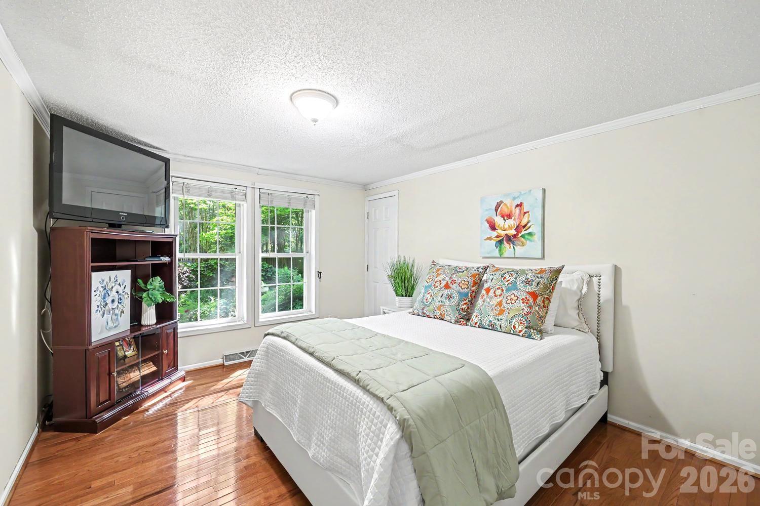 10112 Idlewild Road