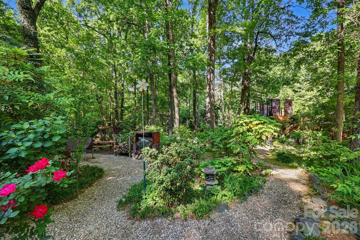 10112 Idlewild Road