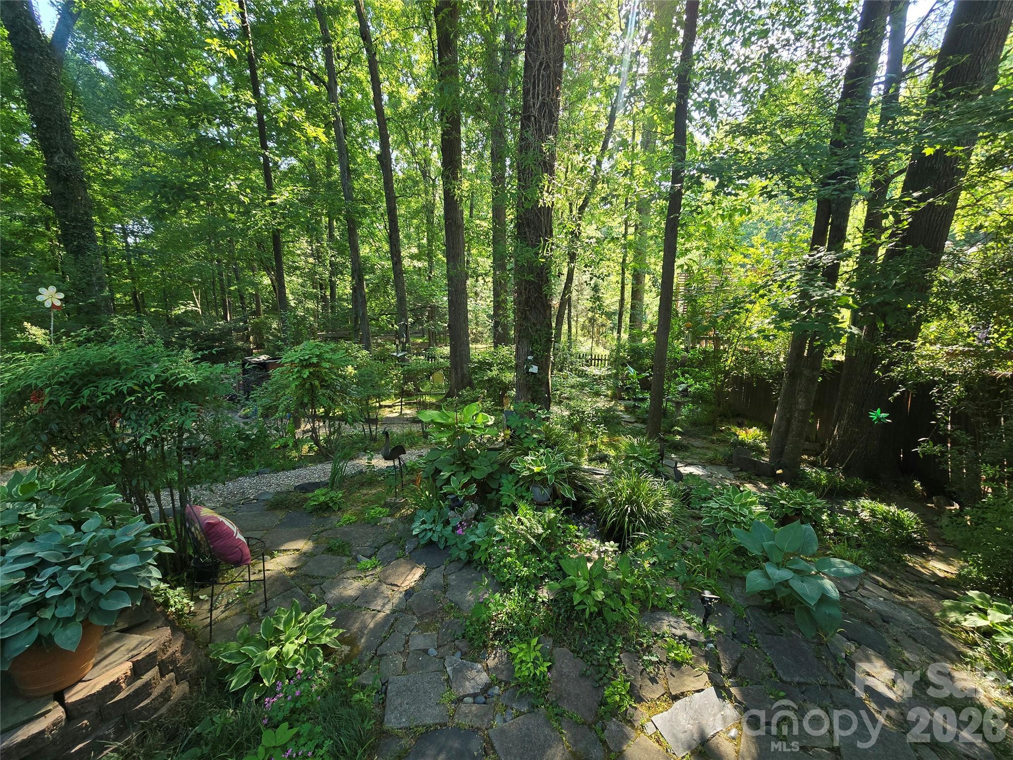 10112 Idlewild Road