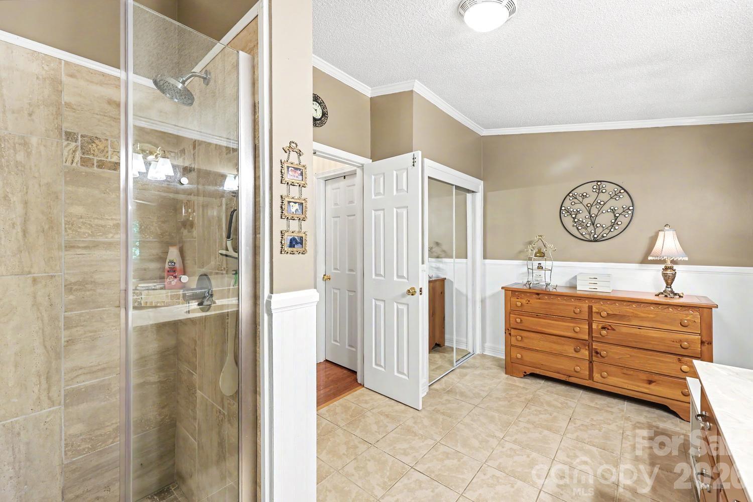 10112 Idlewild Road