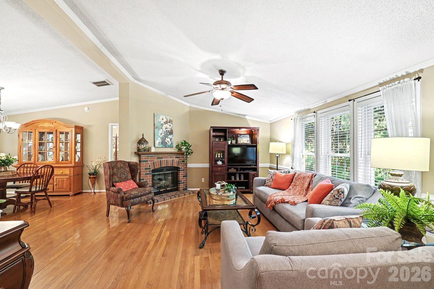 10112 Idlewild Road