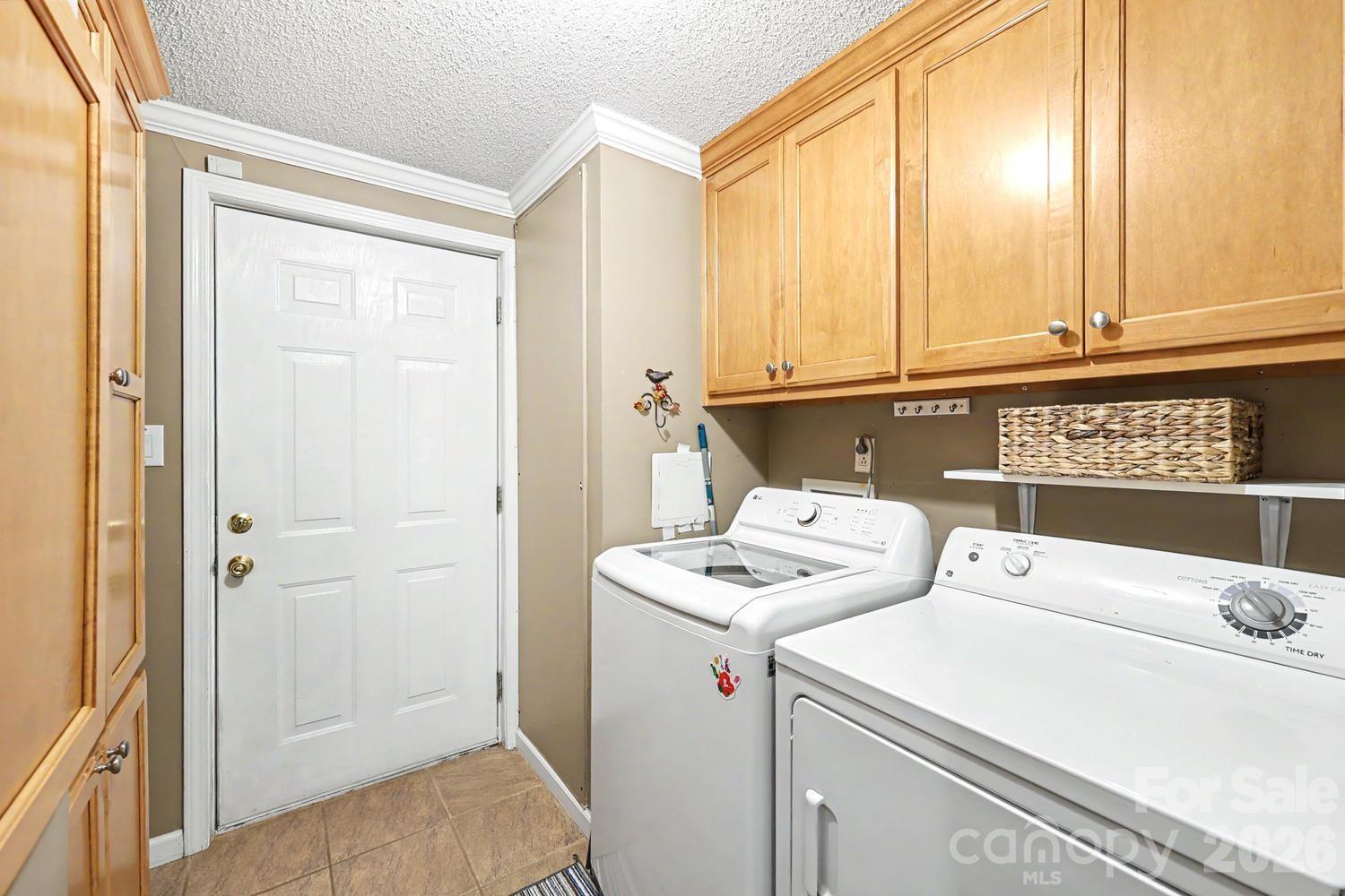10112 Idlewild Road