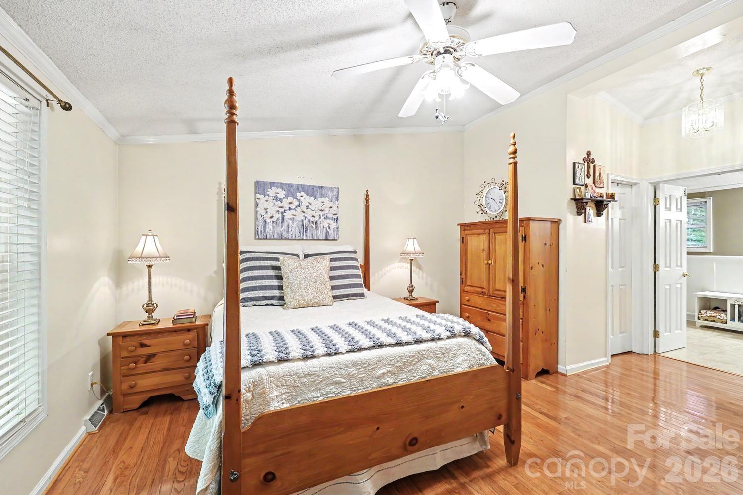 10112 Idlewild Road