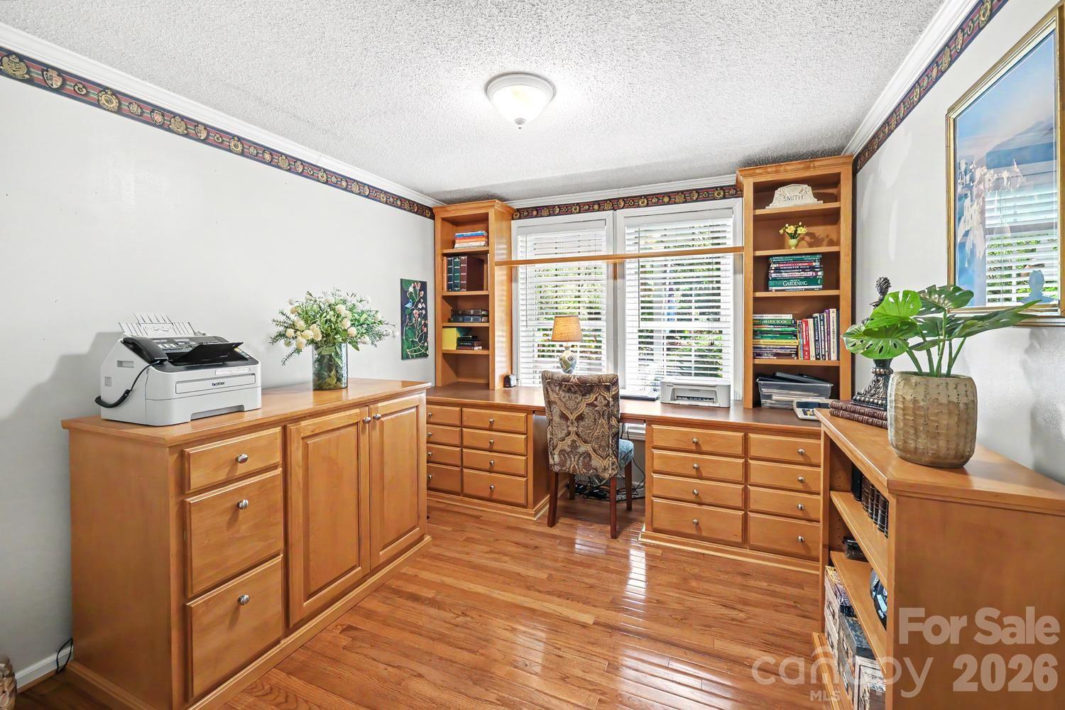 10112 Idlewild Road
