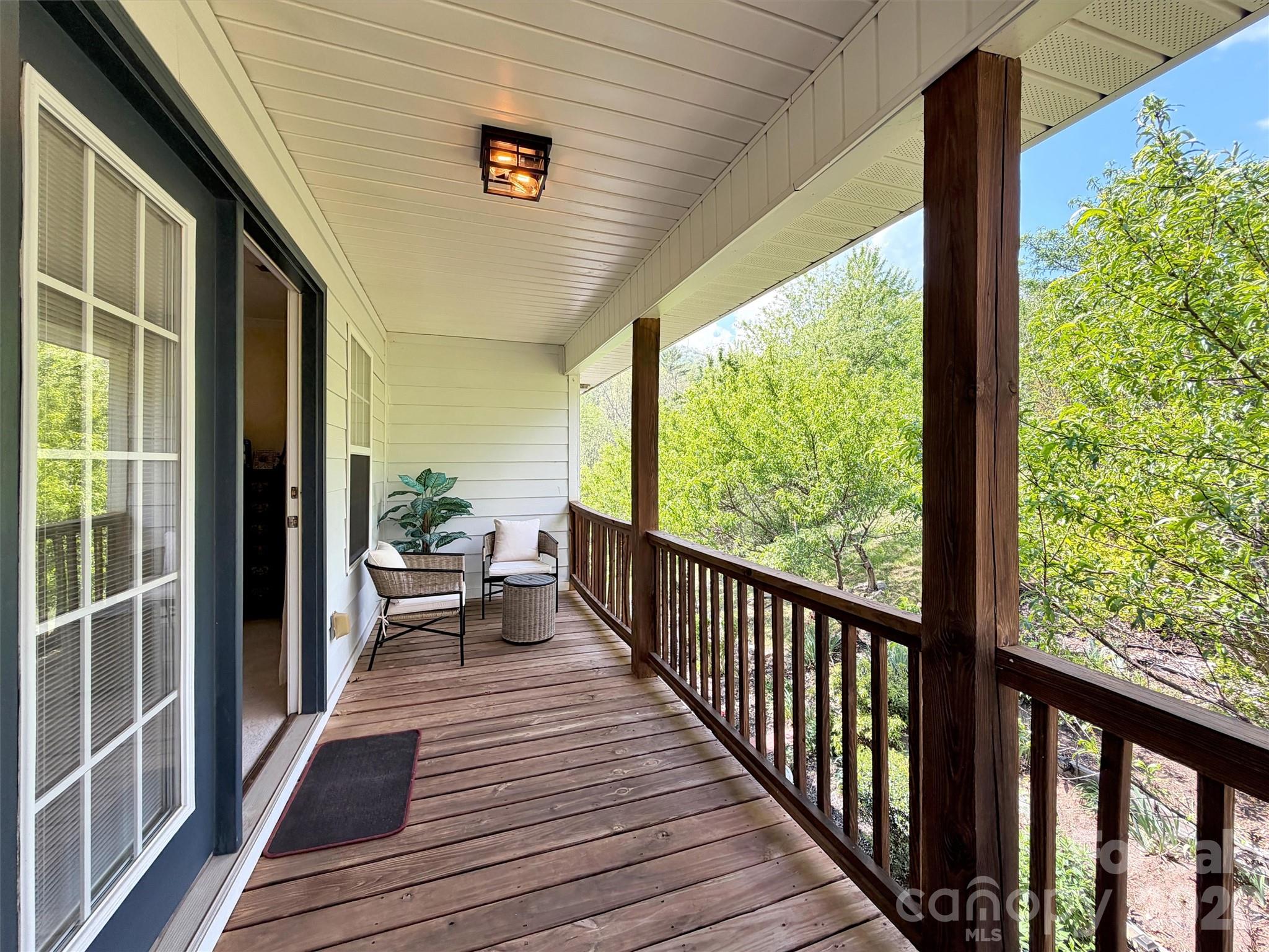 237 Midway Crossing