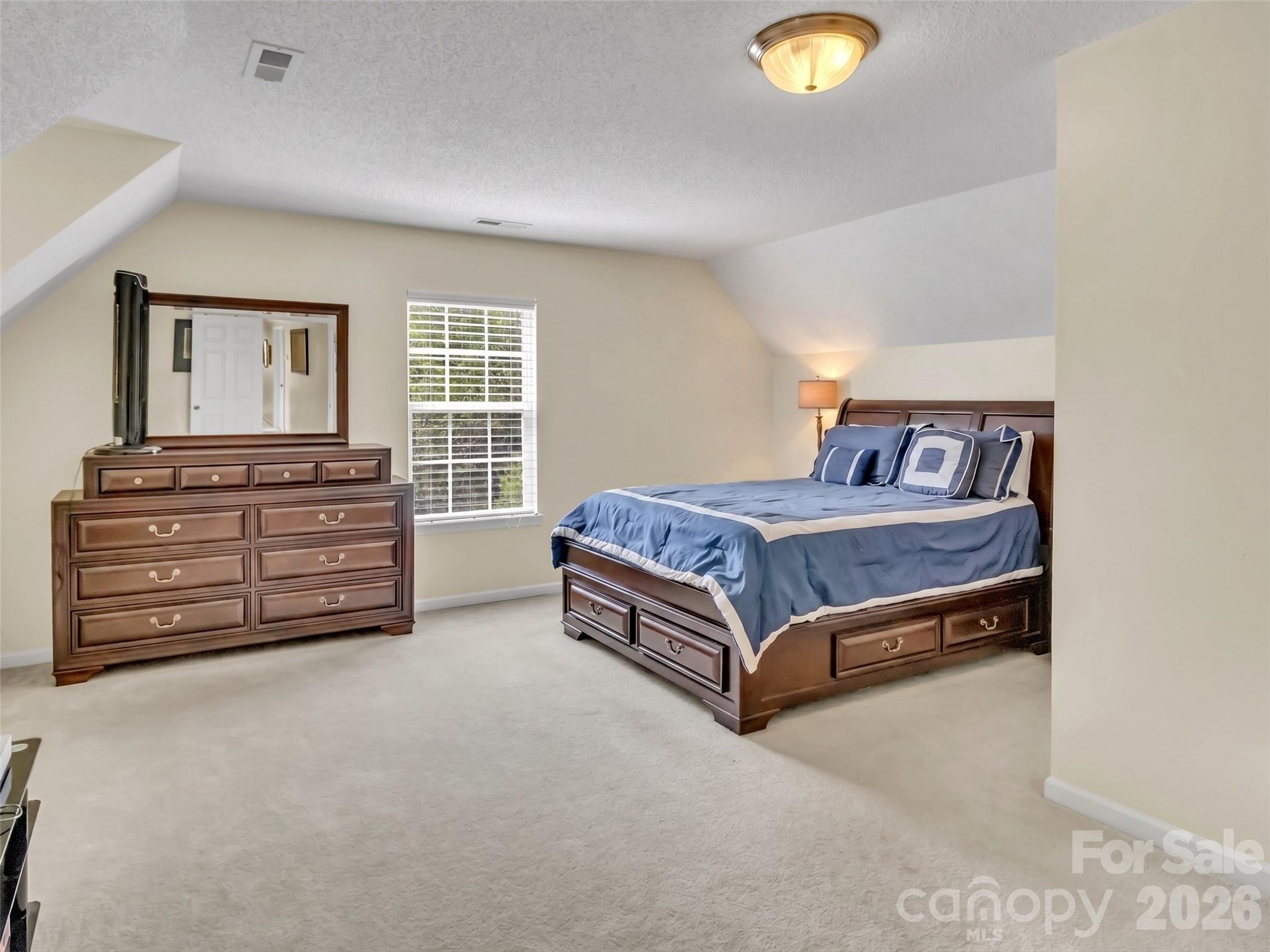 237 Midway Crossing
