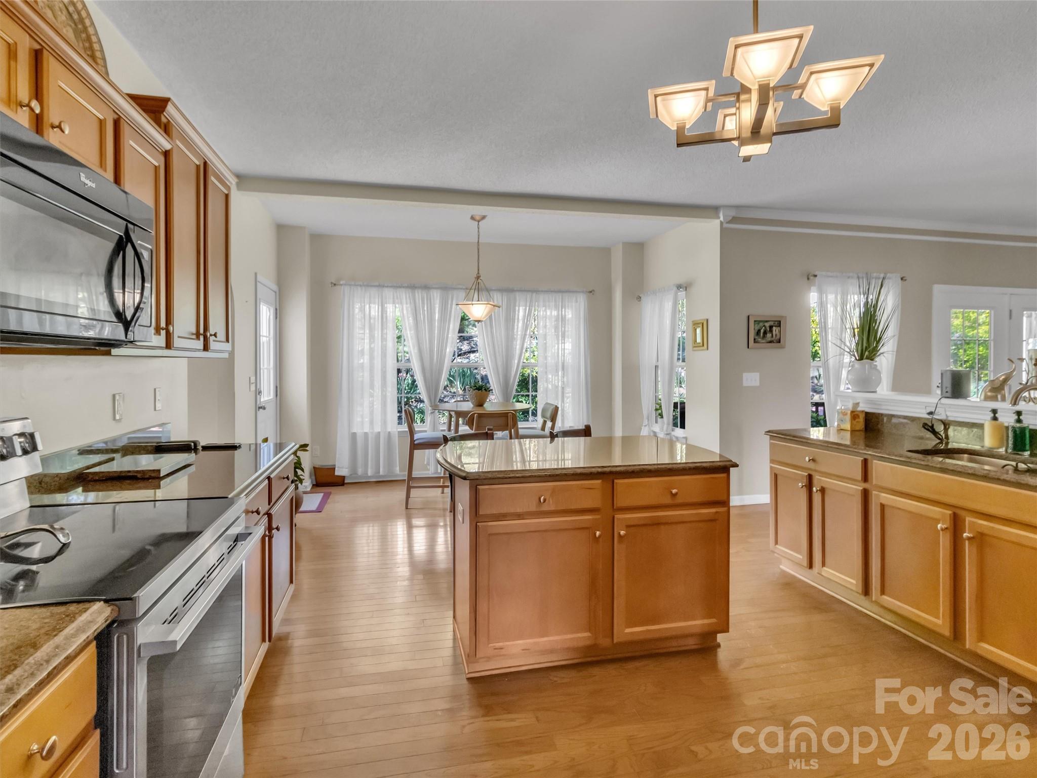 237 Midway Crossing