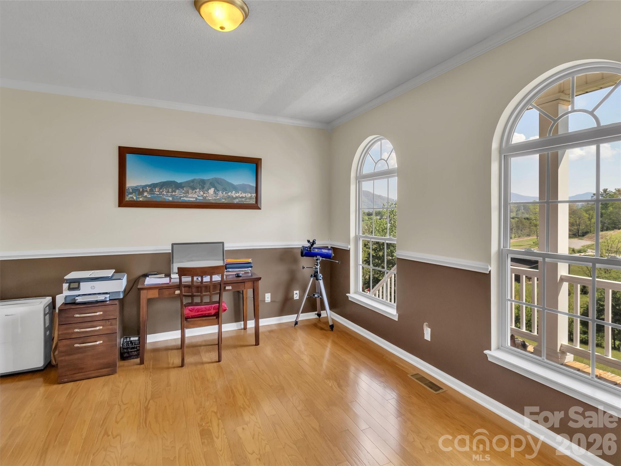 237 Midway Crossing
