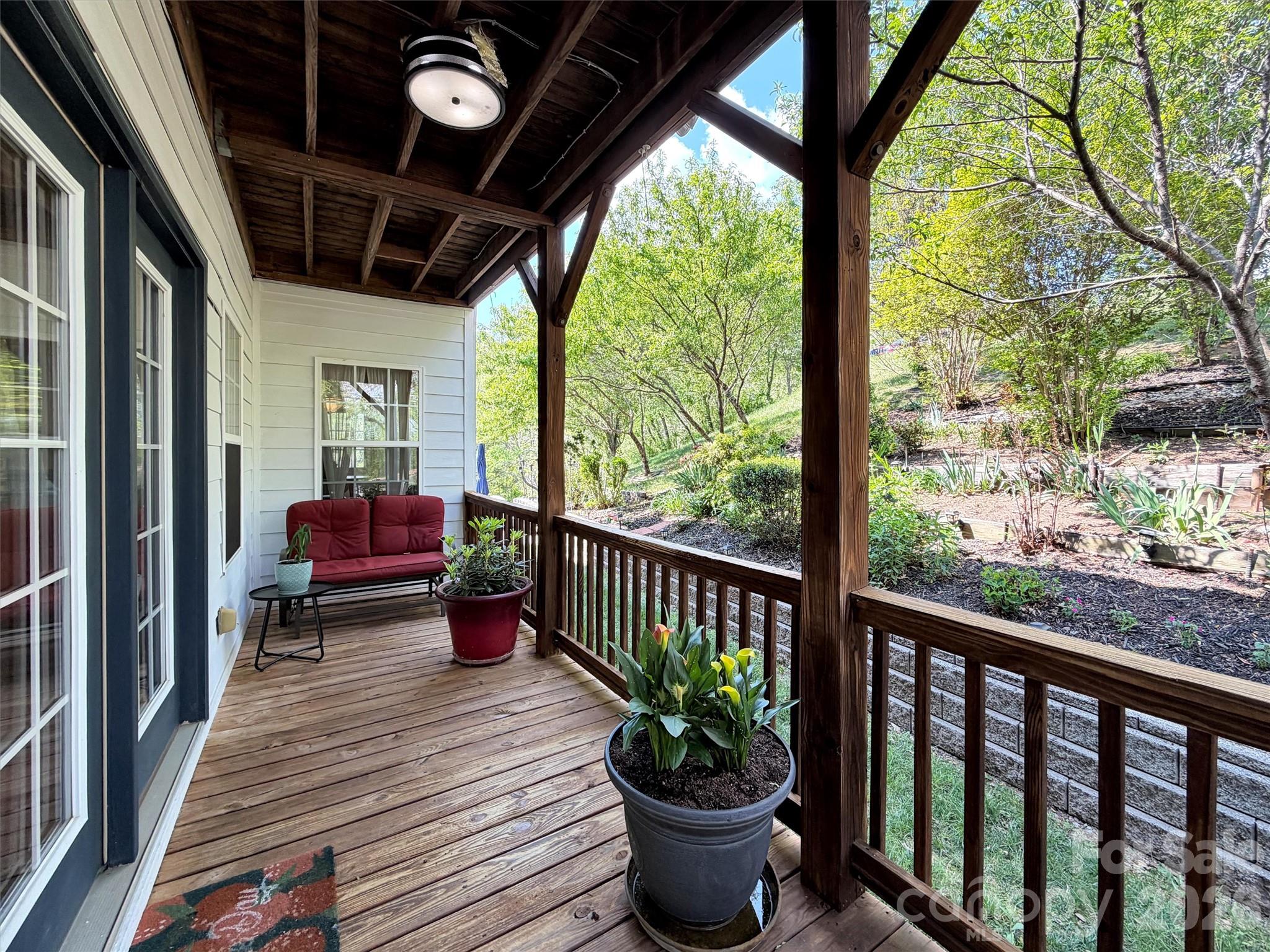 237 Midway Crossing