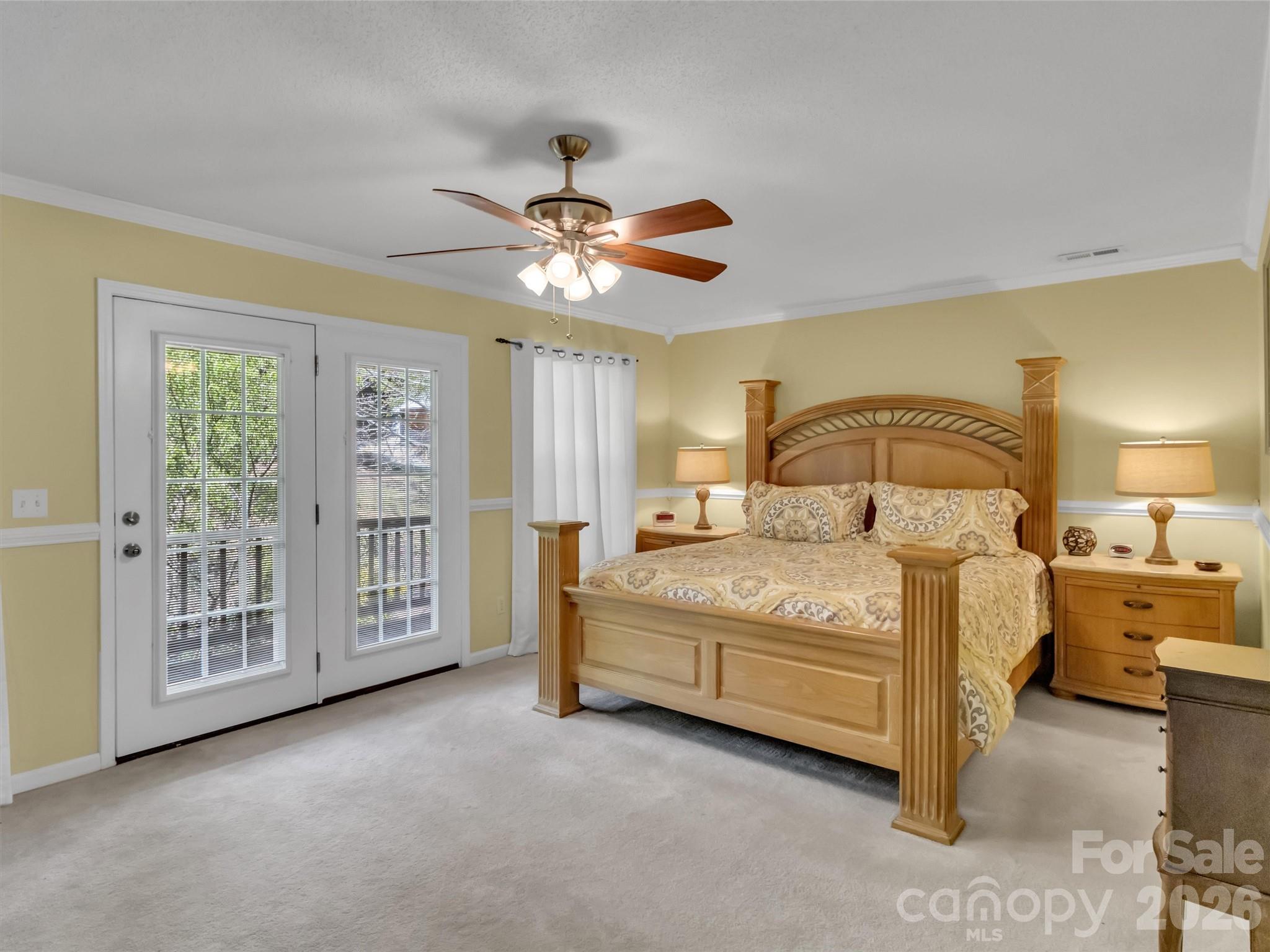 237 Midway Crossing