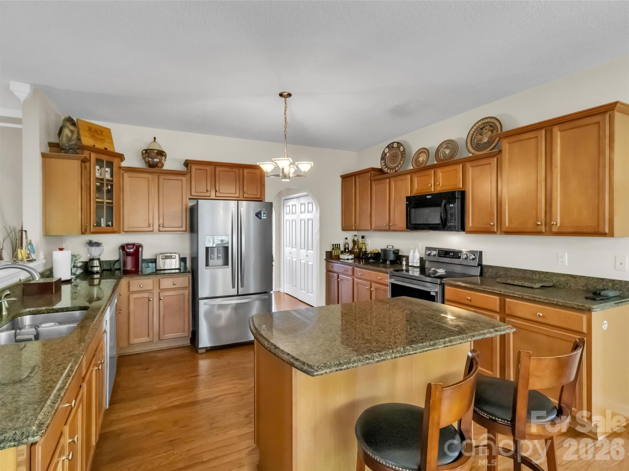 237 Midway Crossing