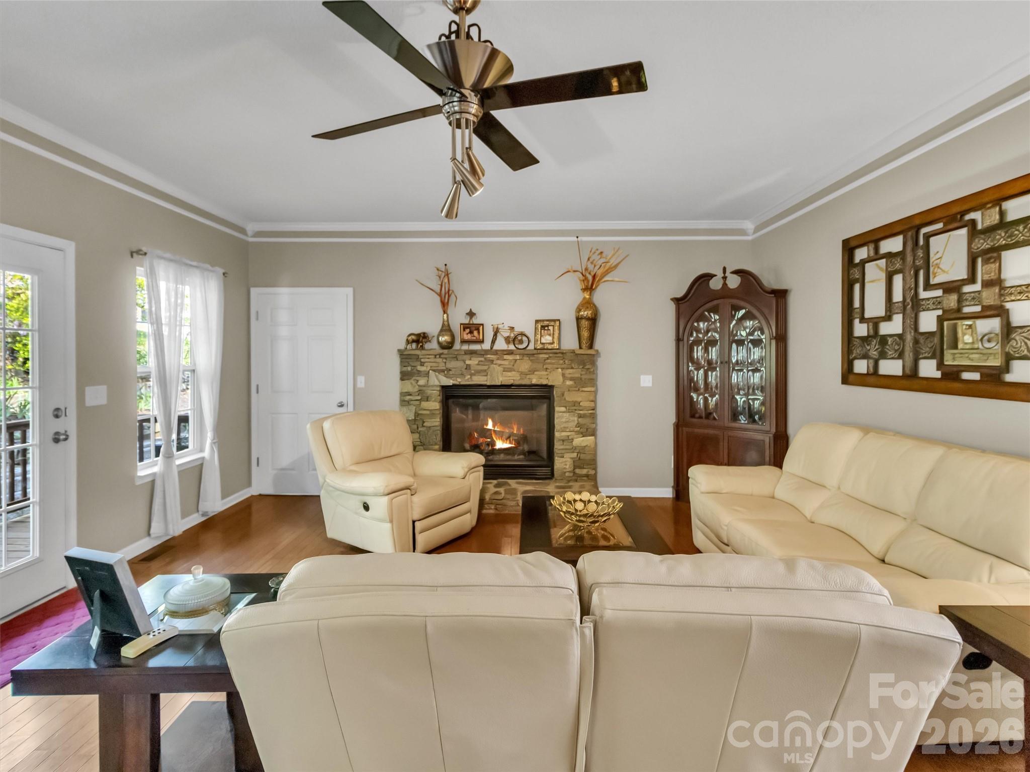 237 Midway Crossing