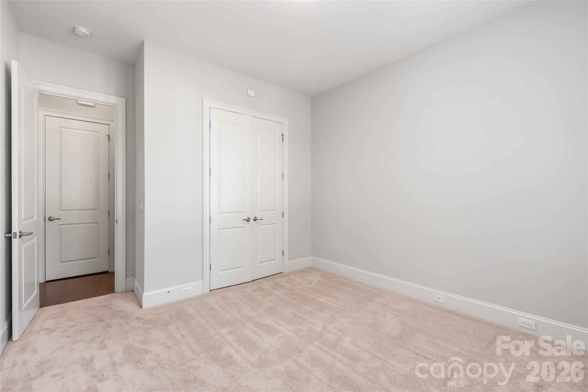 713 Woodcliff Court