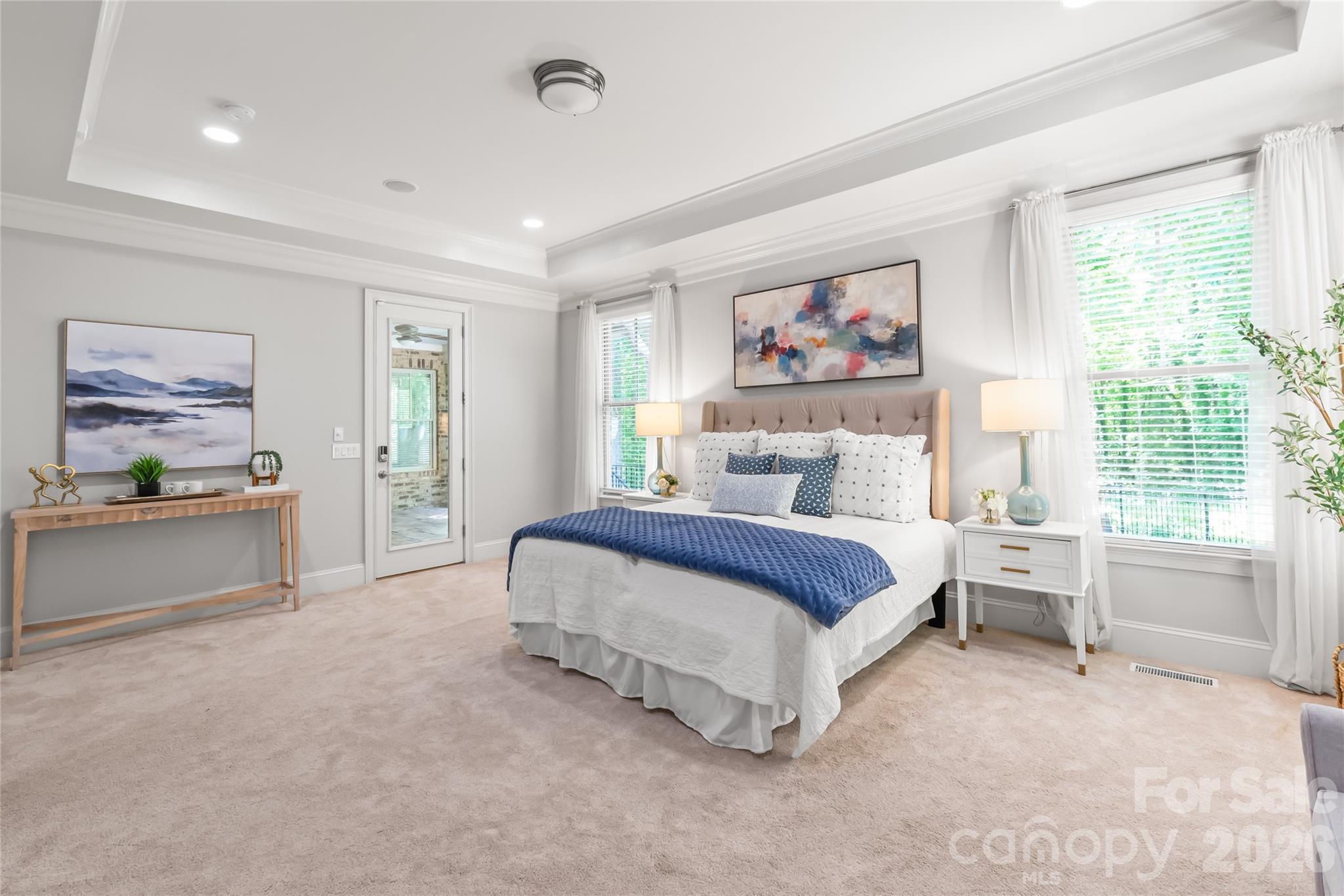 713 Woodcliff Court
