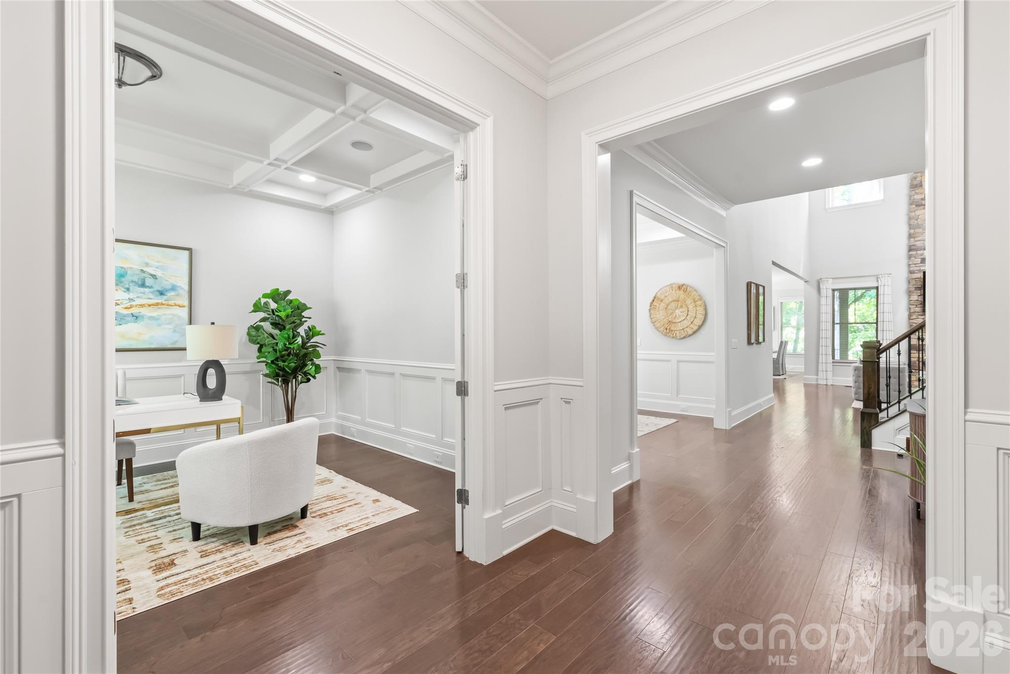 713 Woodcliff Court