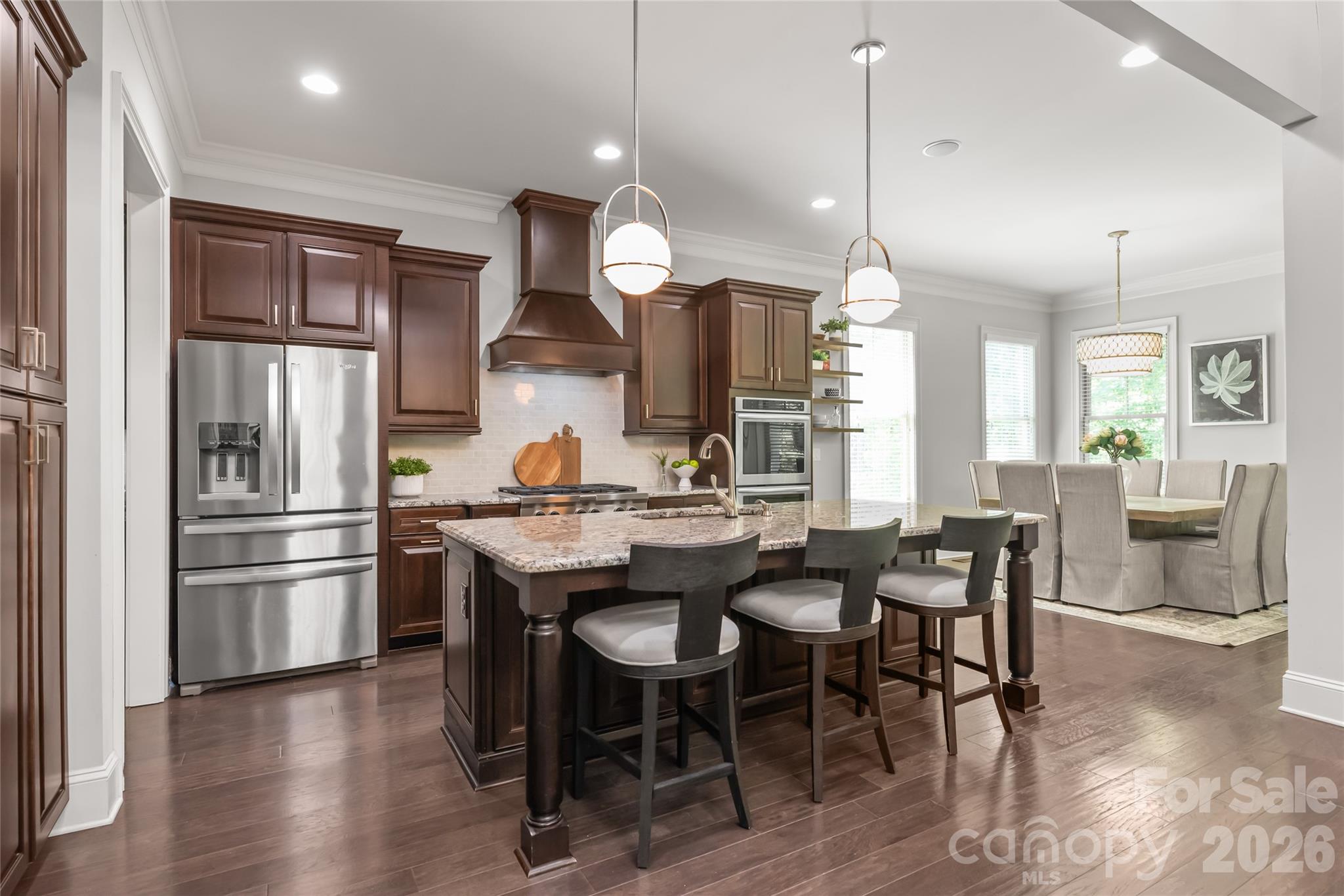 713 Woodcliff Court