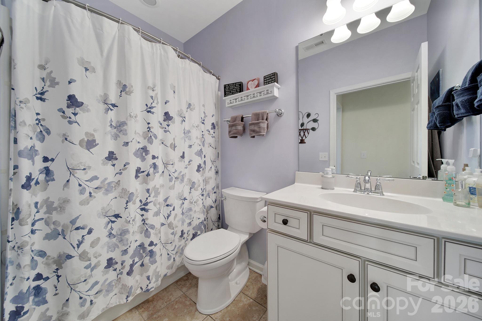 3021 Voyageurs Way