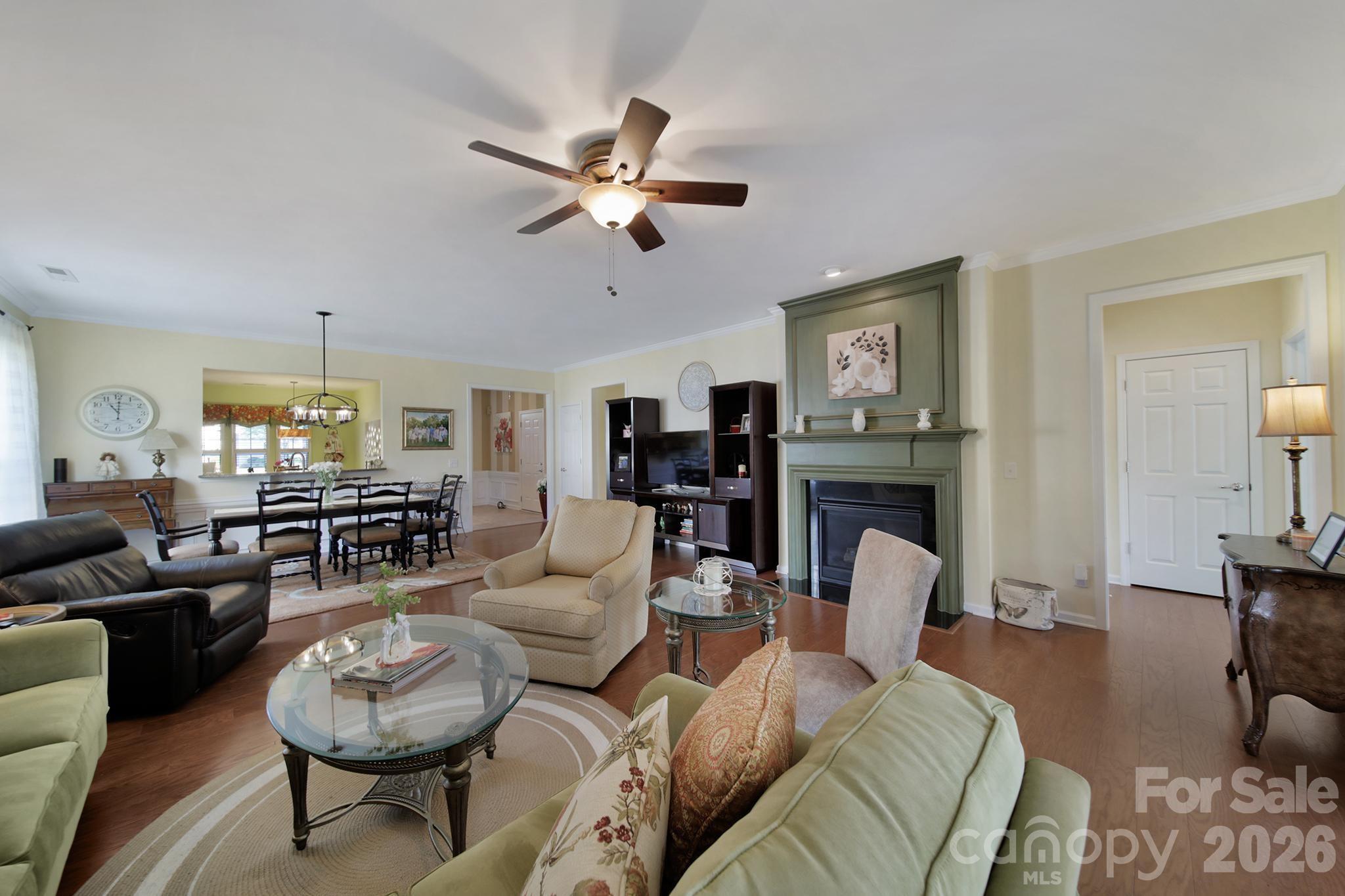 3021 Voyageurs Way