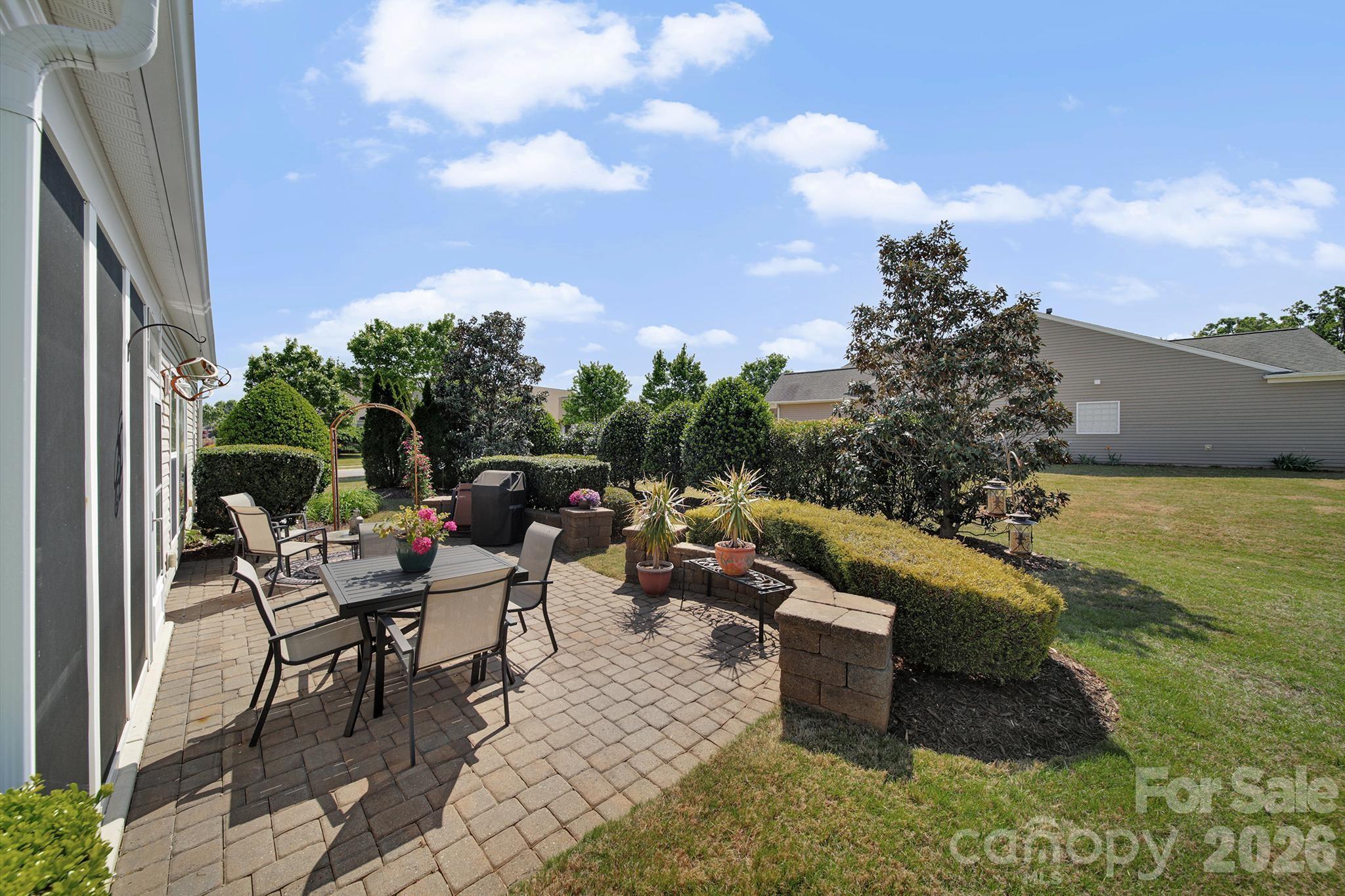 3021 Voyageurs Way