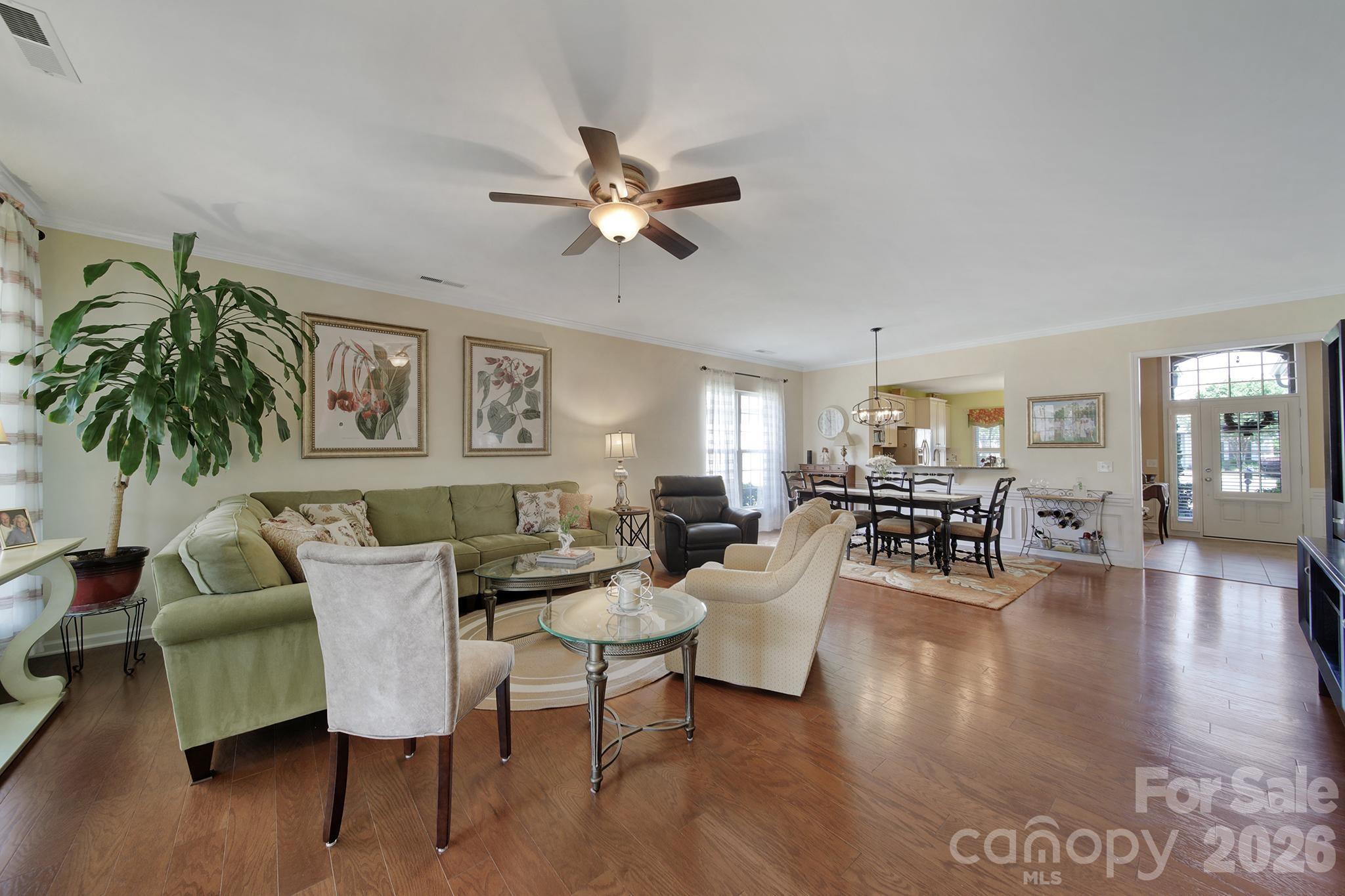 3021 Voyageurs Way