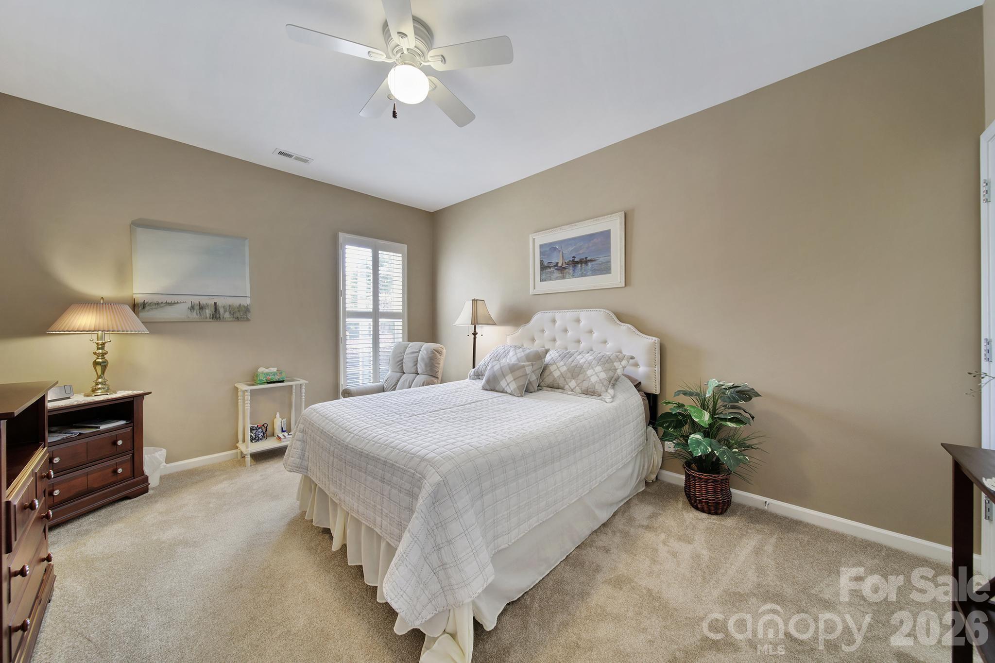 3021 Voyageurs Way