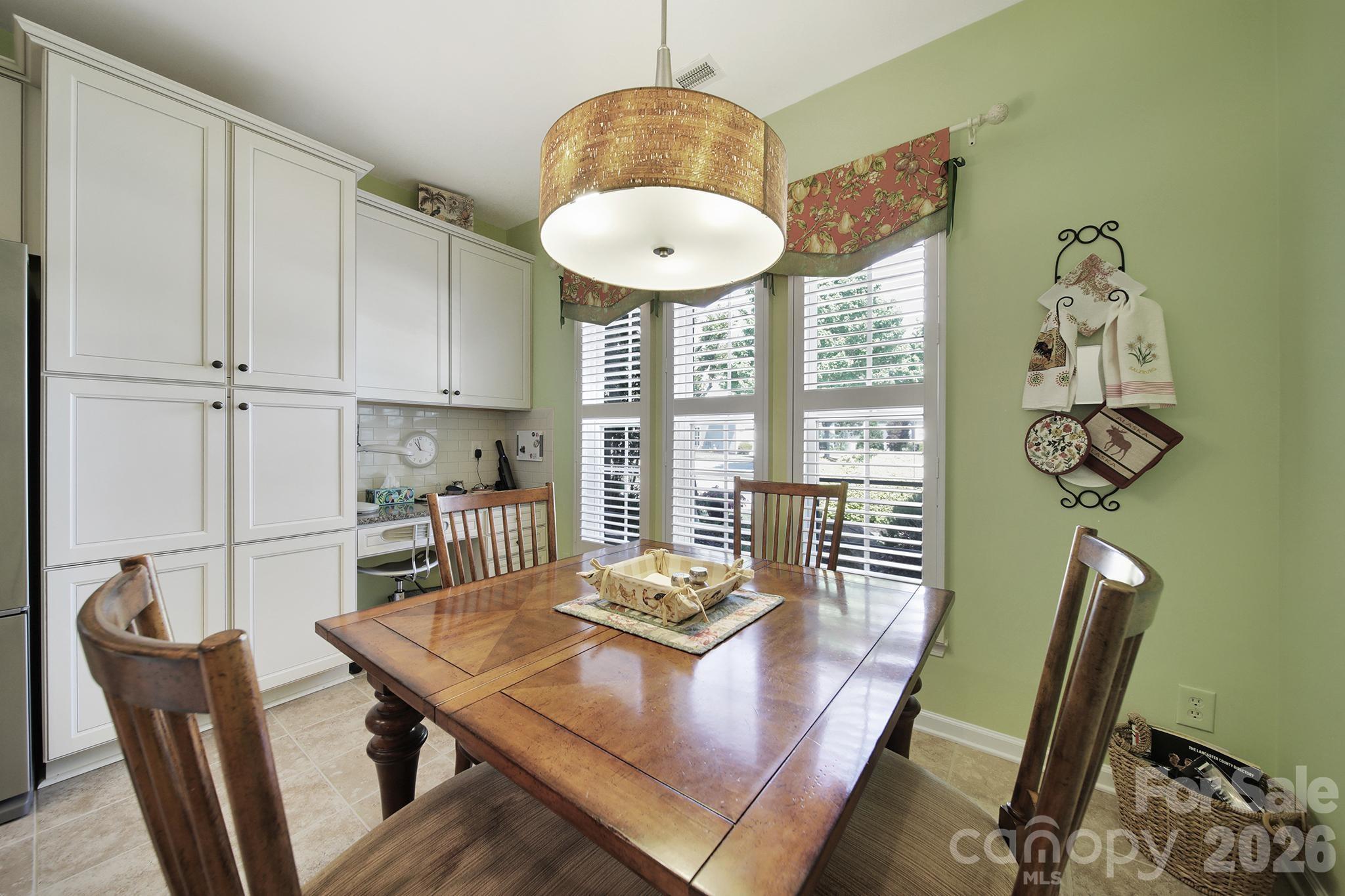 3021 Voyageurs Way