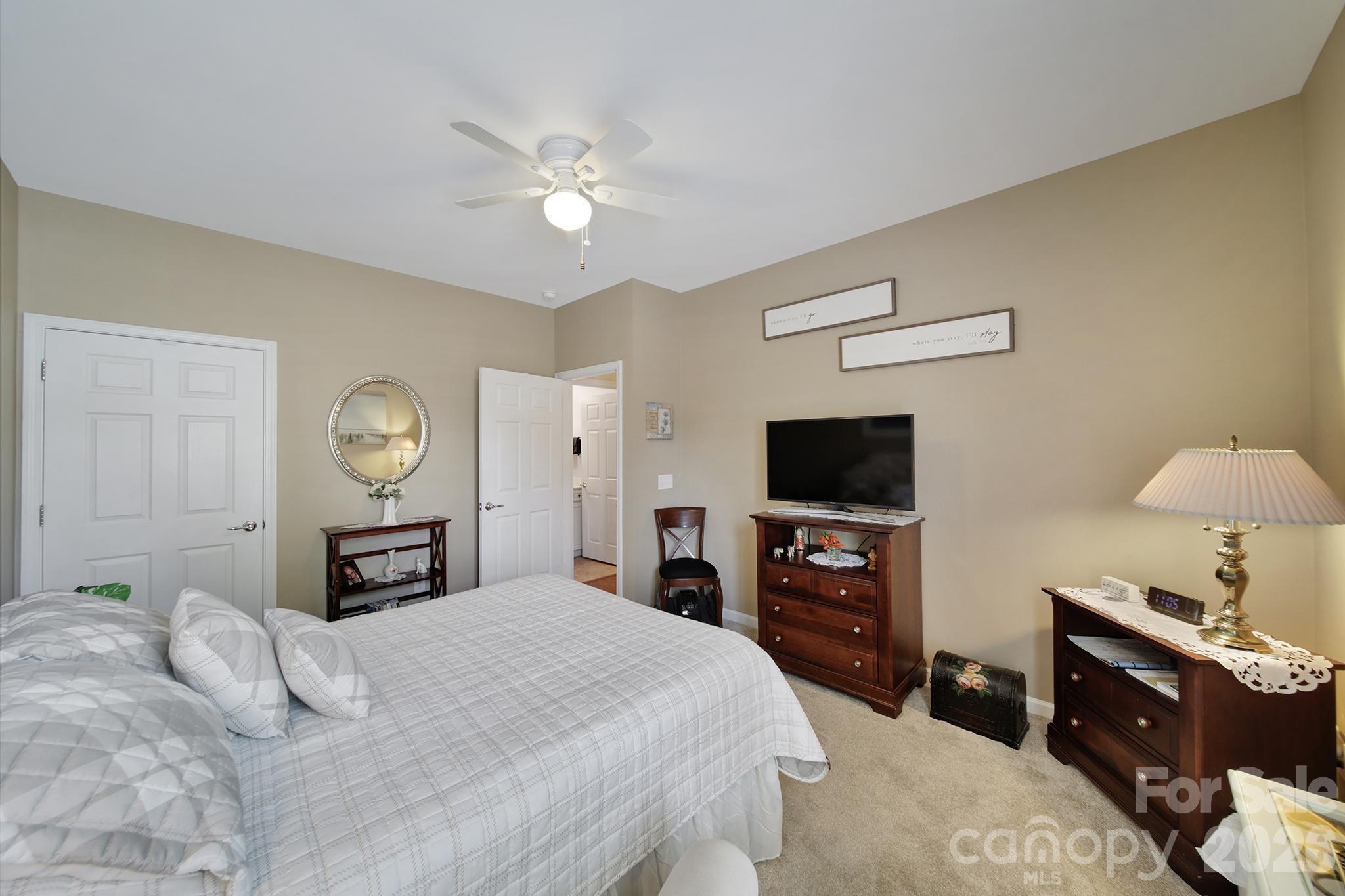 3021 Voyageurs Way
