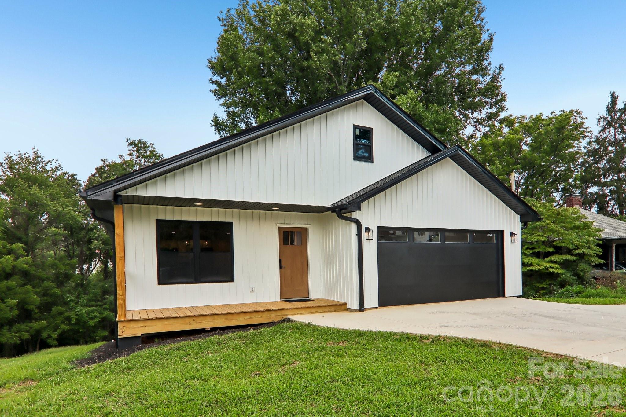 124 N Main Street