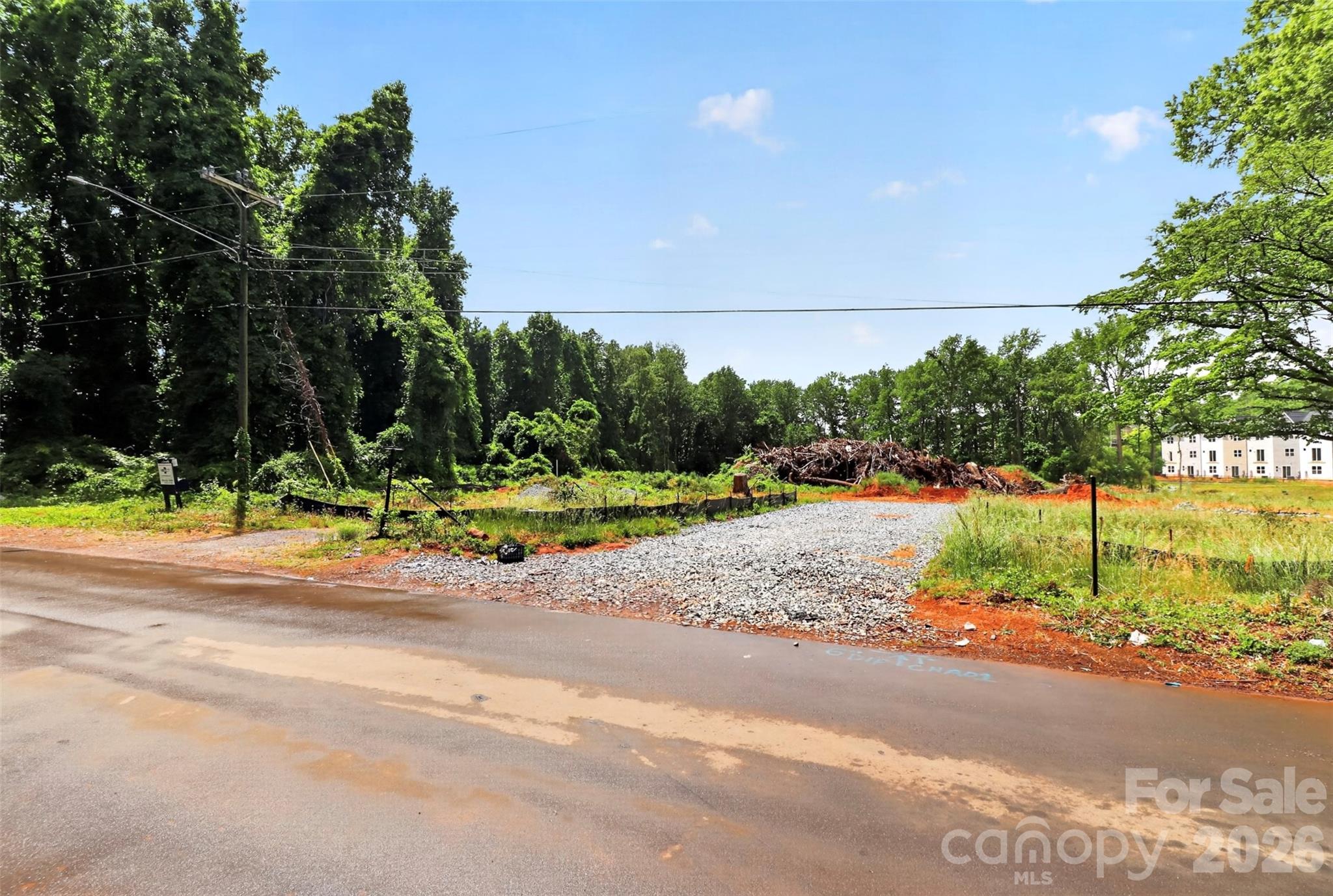 3000+3500 Sloan Drive