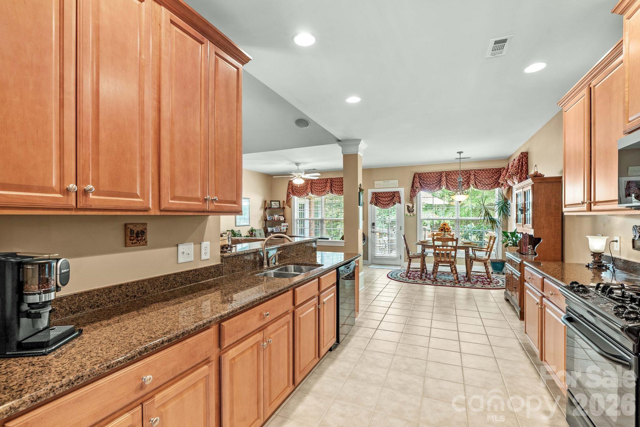 7767 St Andrews Lane