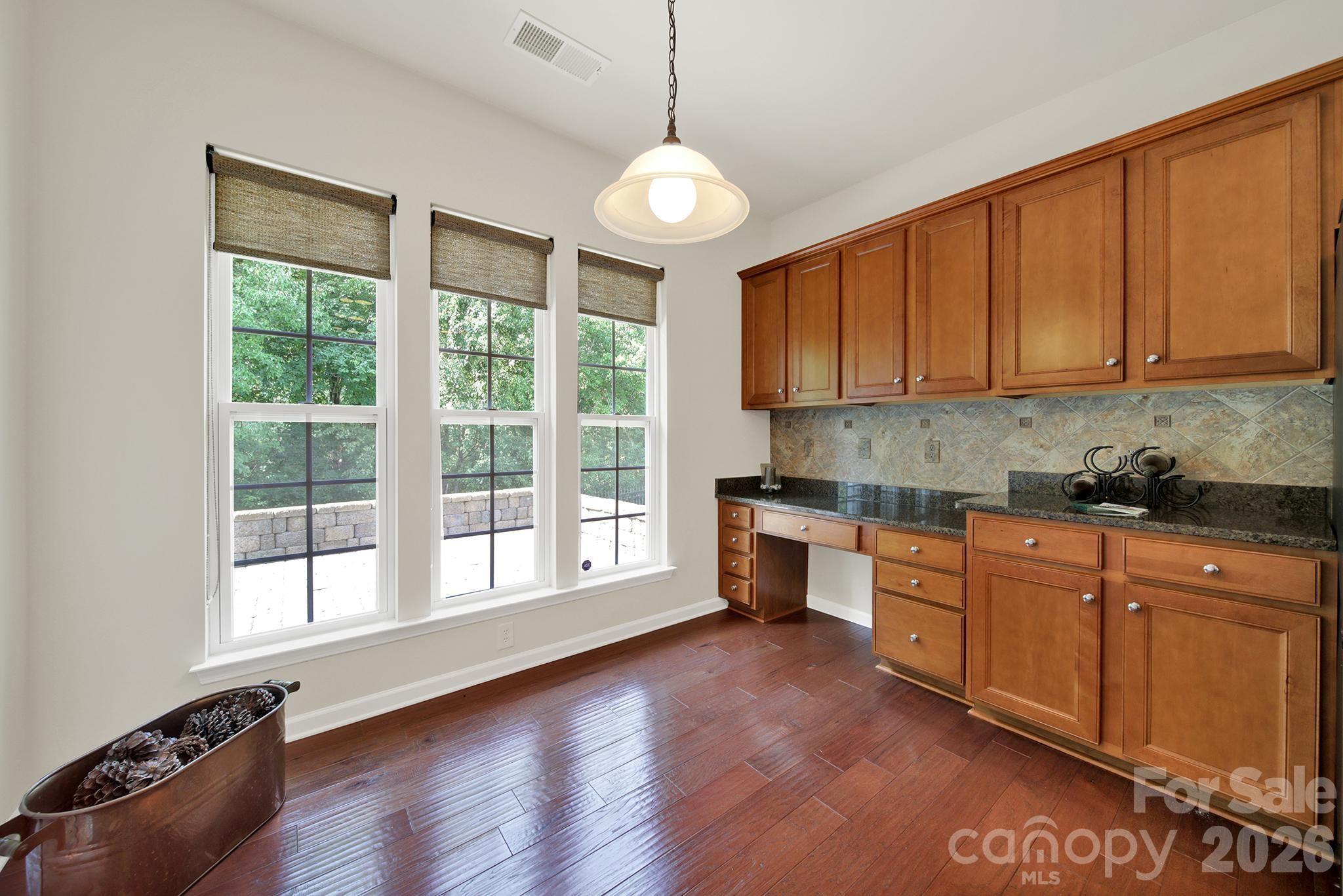 2180 Hartwell Lane
