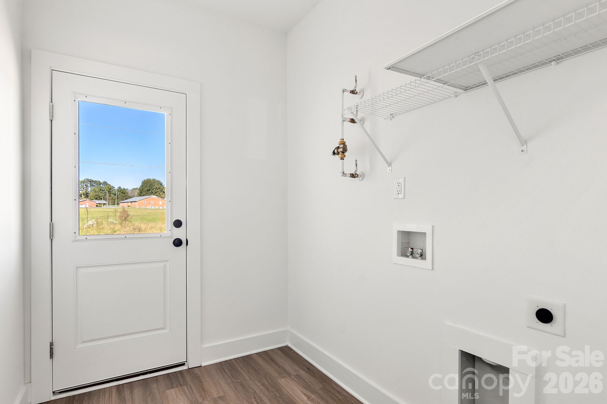 1994 Modern Estates Road