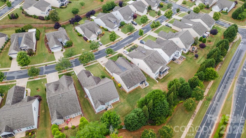 7020 Kitty Hawk Lane